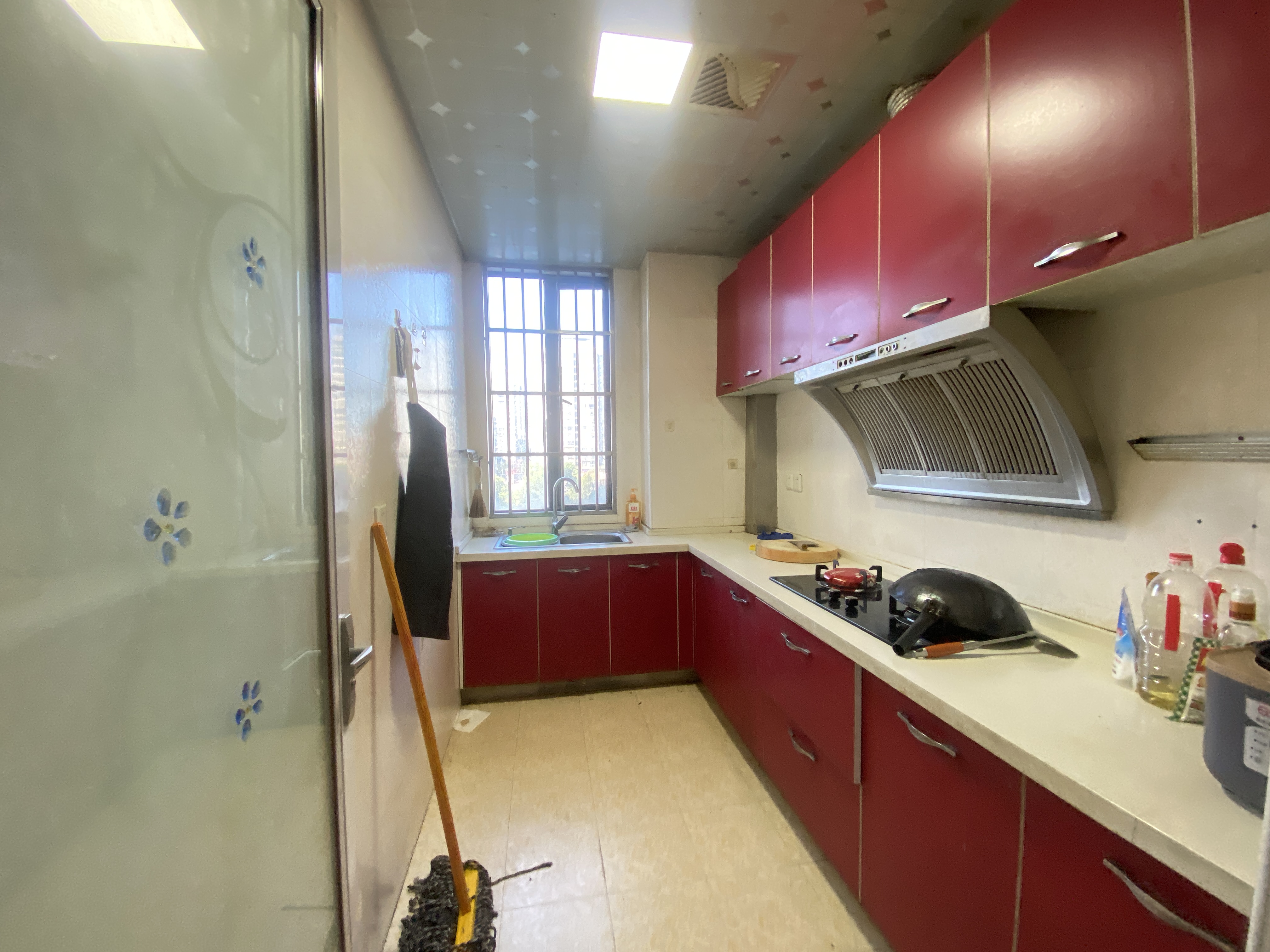 泰山公馆 3室2厅1卫 43.0万 泰山公馆 3室2厅1卫 43.0万室内图