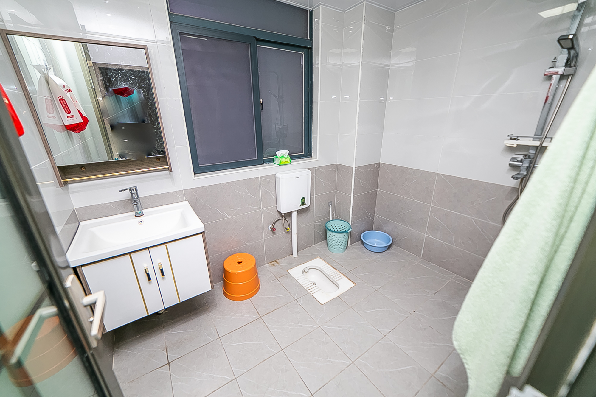 江南华府  4室2厅1卫    120.0万 江南华府  4室2厅1卫    120.0万卫生间