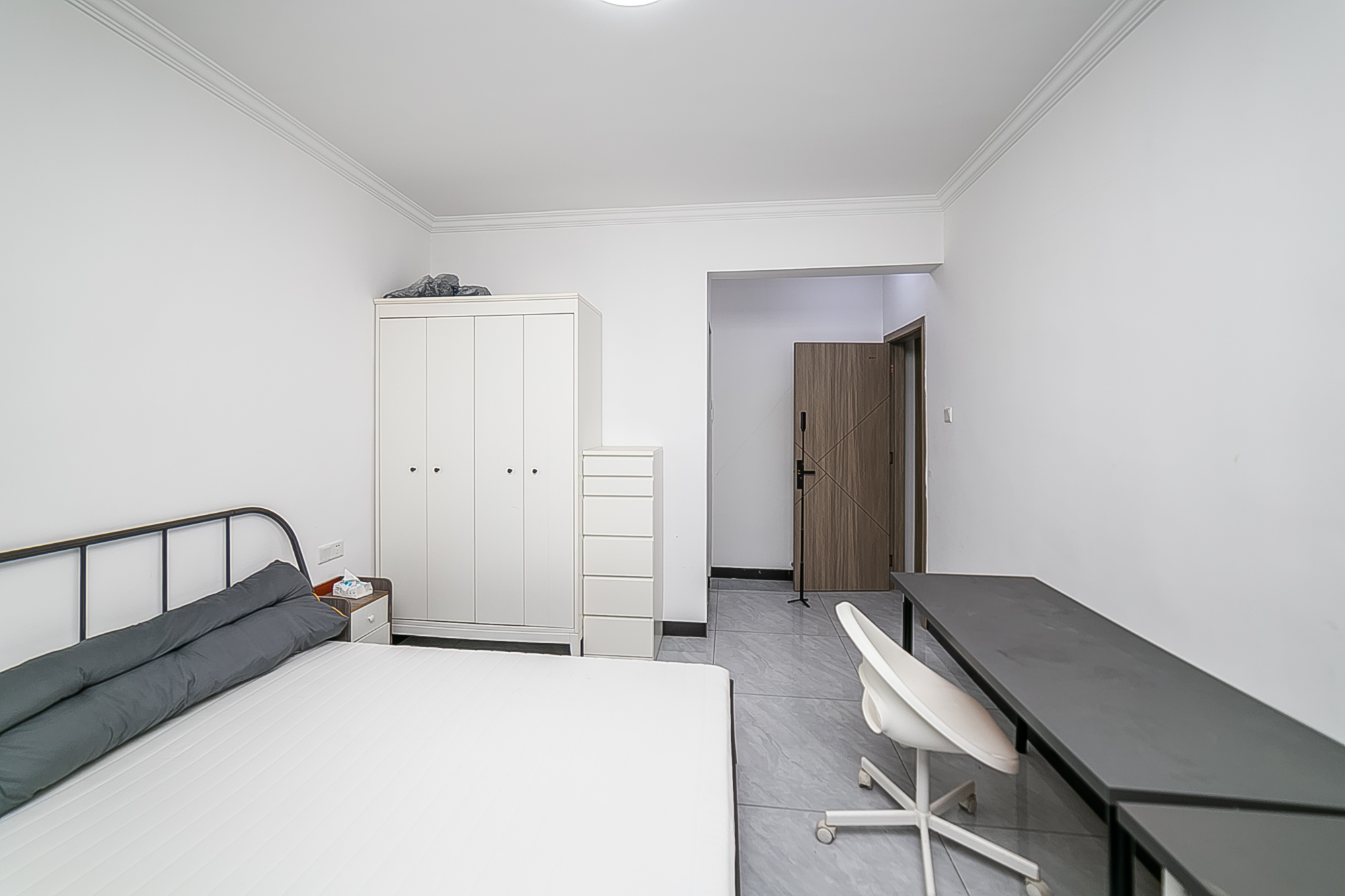 江南华府  4室2厅1卫    120.0万 江南华府  4室2厅1卫    120.0万卧室