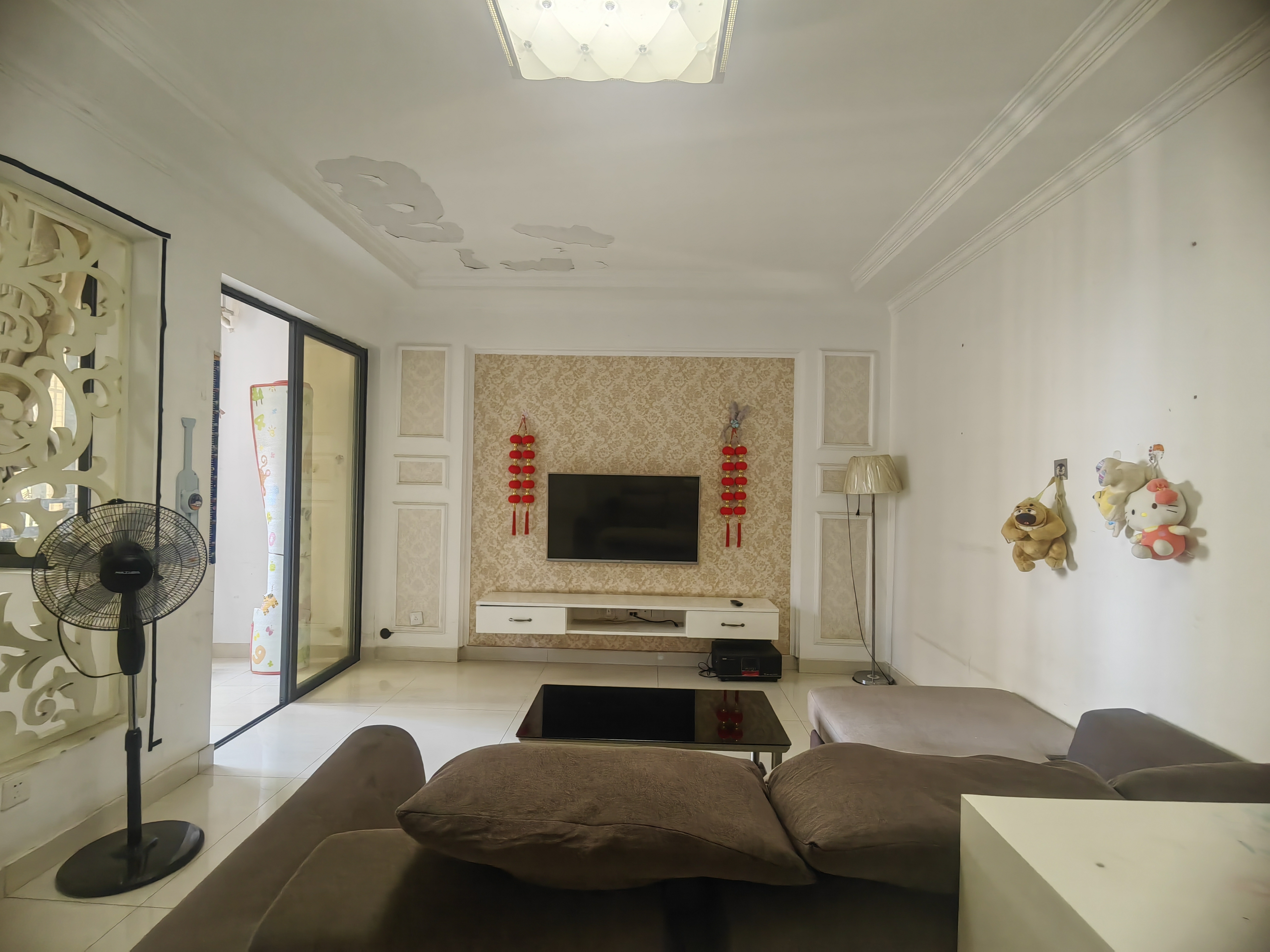 深业睿城 3室2厅1卫 1900.0元/月 深业睿城 3室2厅1卫 1900.0元/月室内图