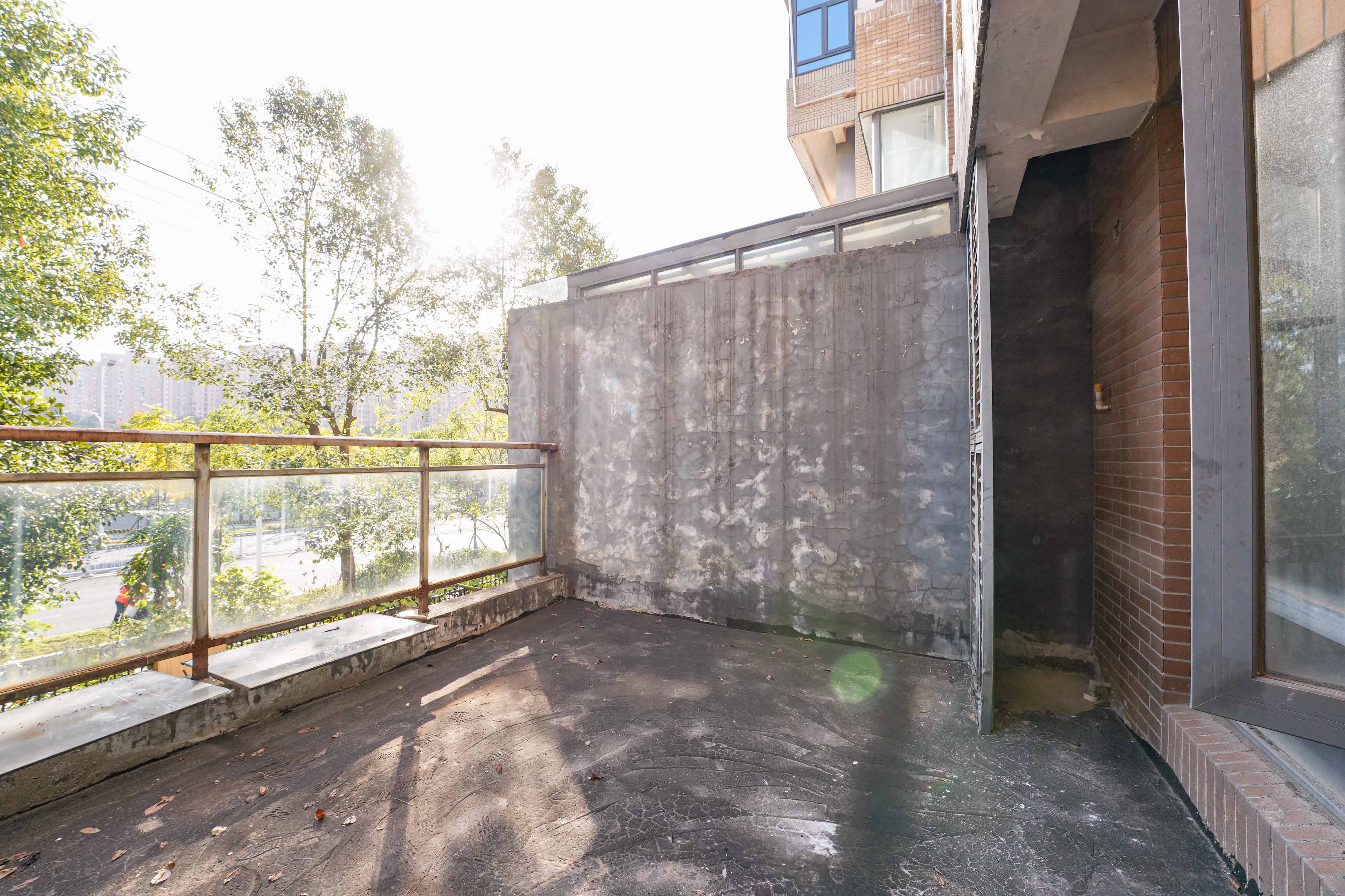 龙湾国际洋房 3室2厅2卫 138.8万 龙湾国际洋房 3室2厅2卫 138.8万其他