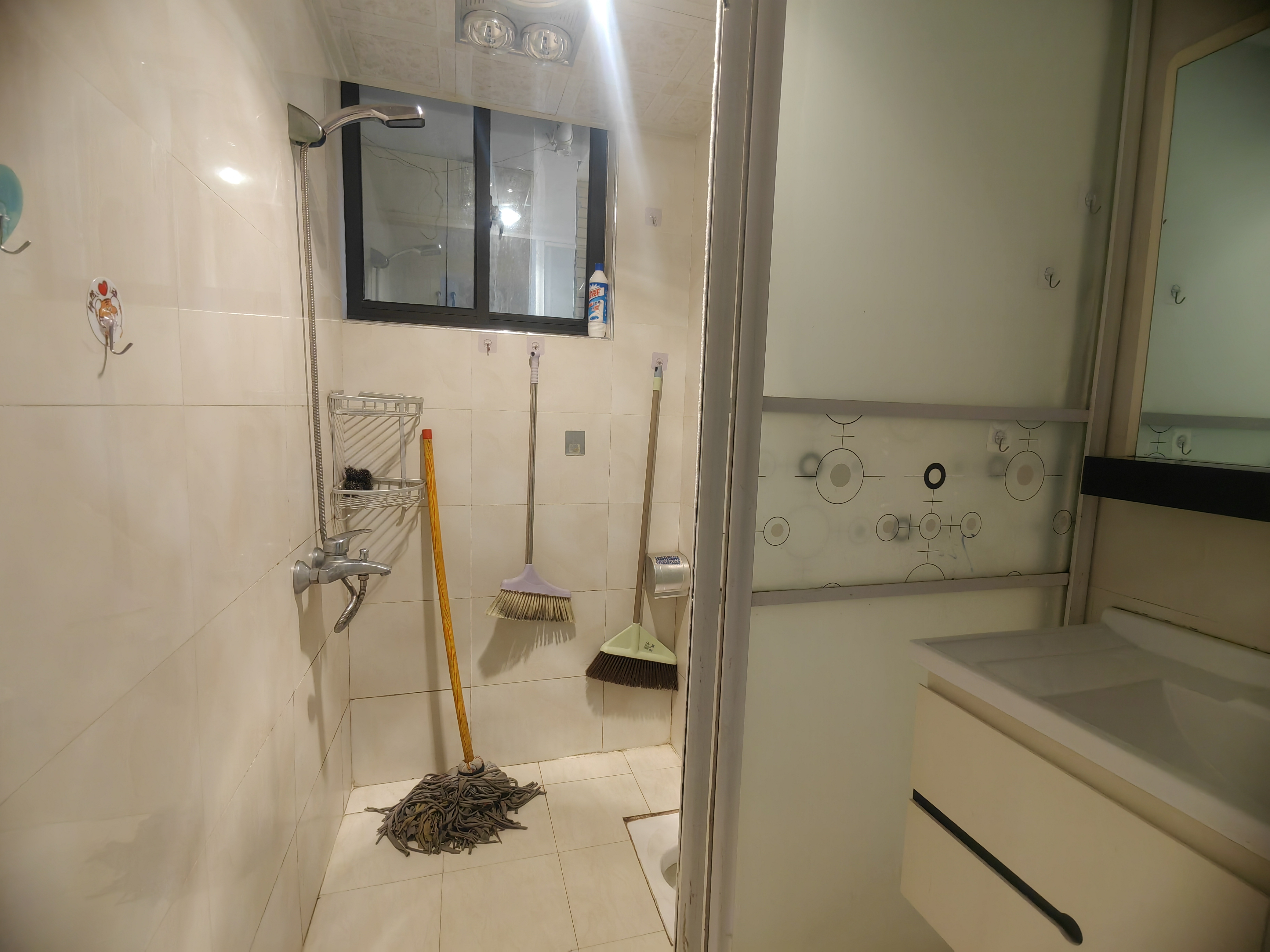 深业睿城 3室2厅1卫 1900.0元/月 深业睿城 3室2厅1卫 1900.0元/月室内图