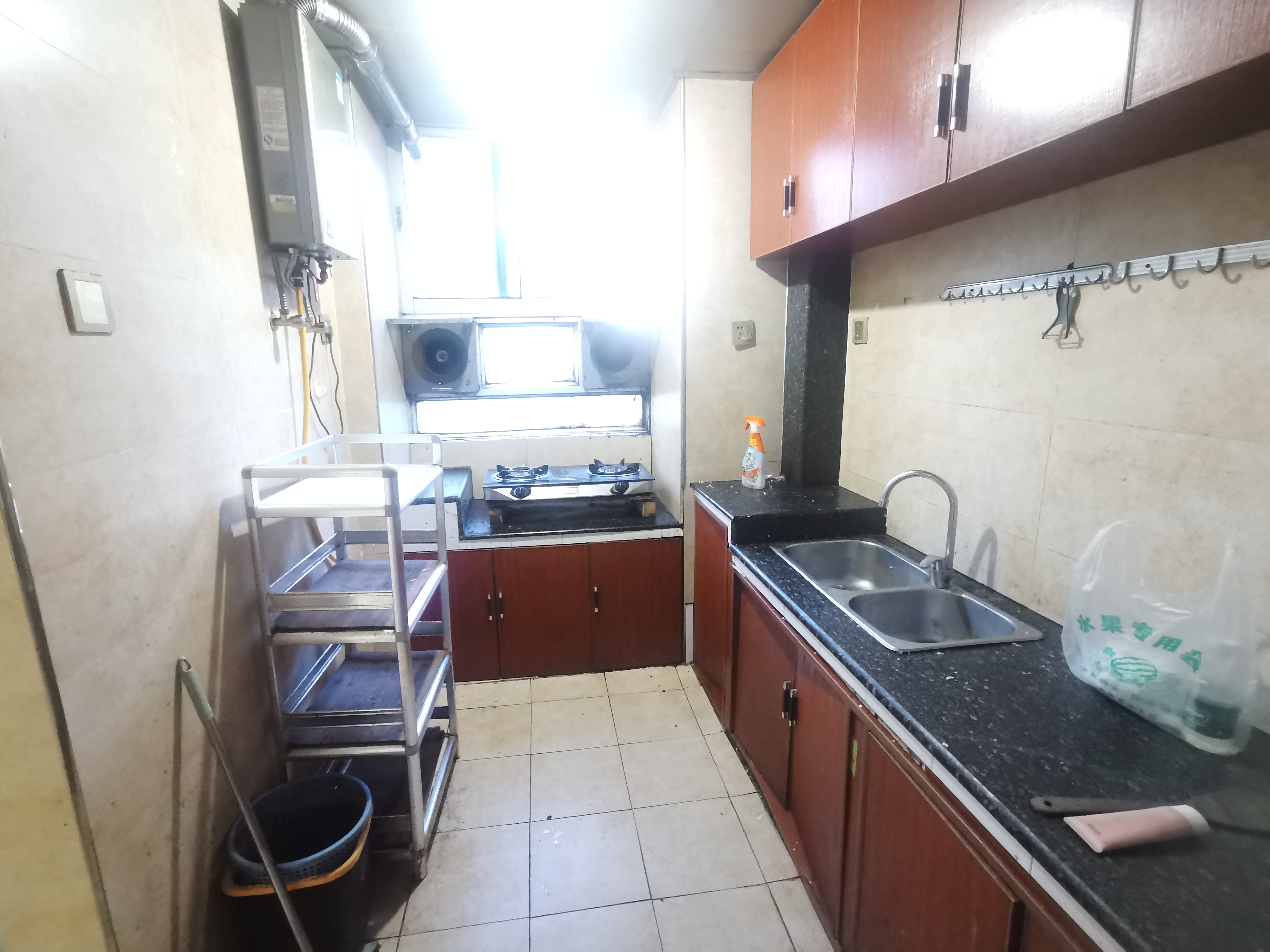 丽臣小区 2室2厅1卫 1900.0元/月 丽臣小区 2室2厅1卫 1900.0元/月室内图