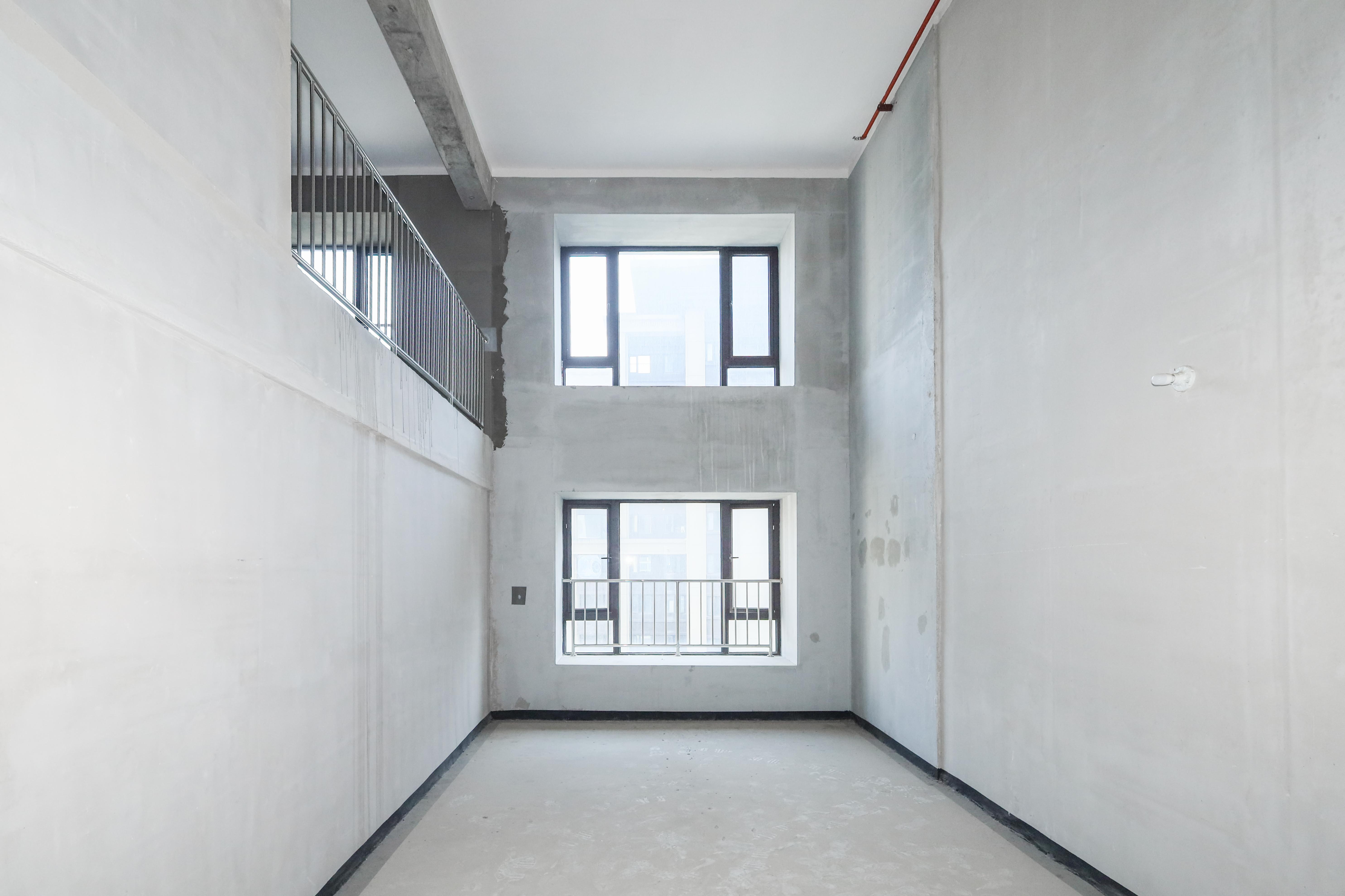 建发央著  4室2厅2卫   240.00万