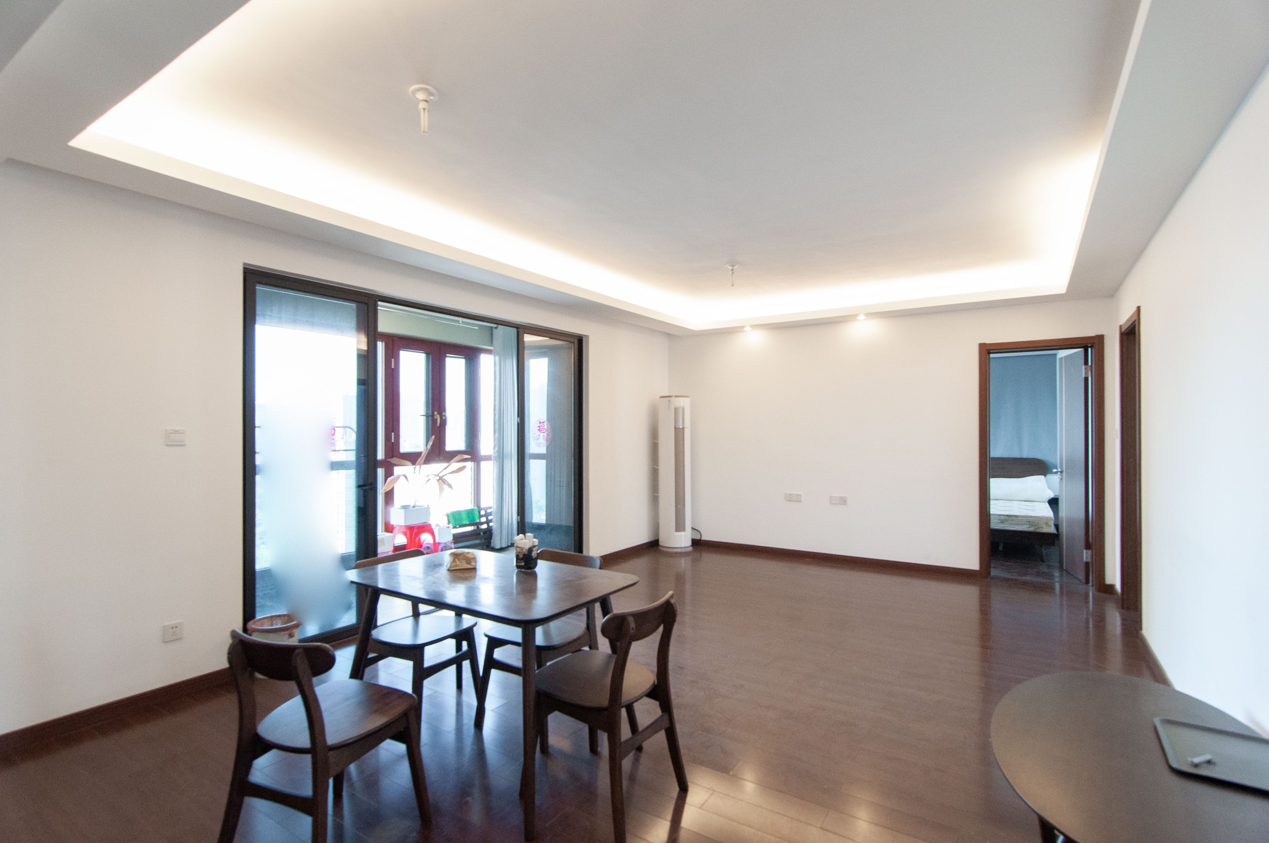 万科里梅溪郡 3室2厅1卫 205.0万 万科里梅溪郡 3室2厅1卫 205.0万客厅