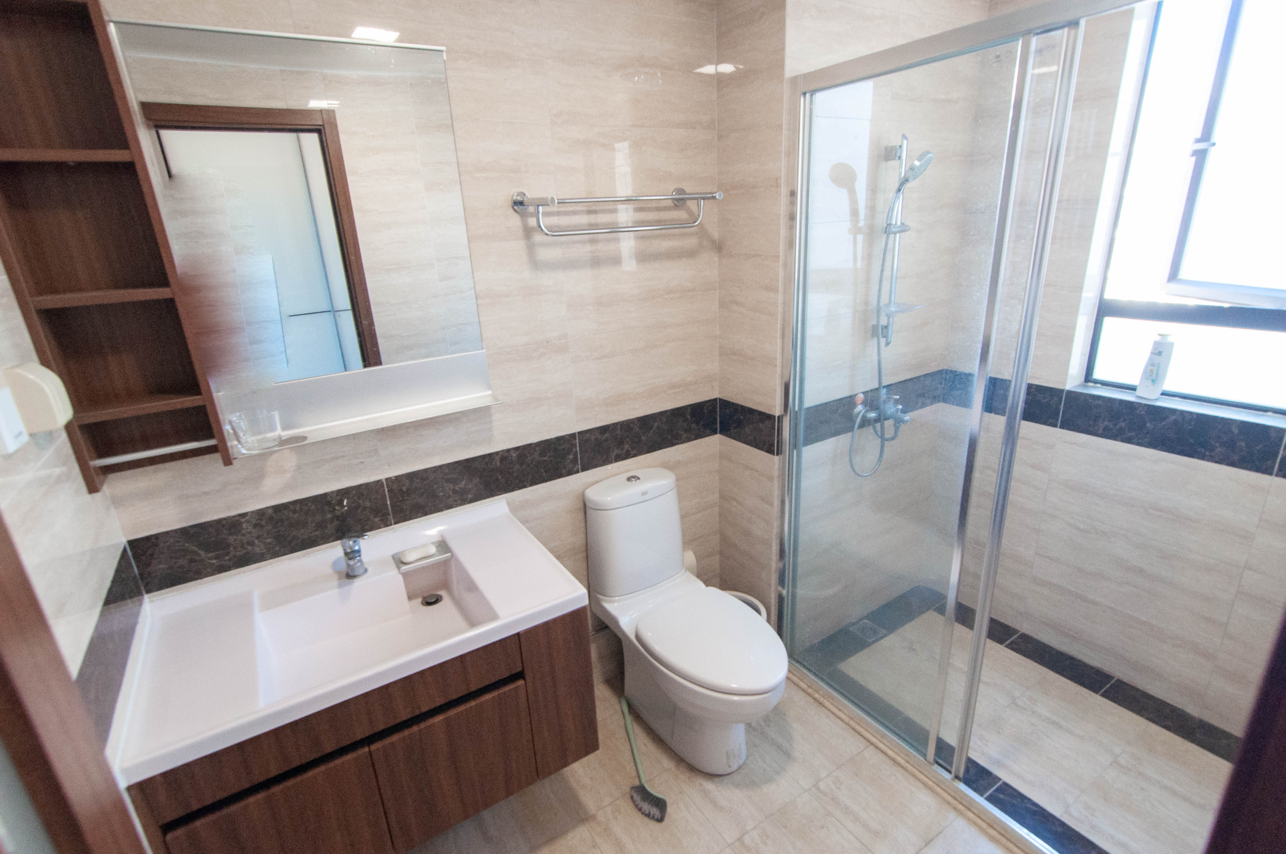 万科里梅溪郡 3室2厅1卫 205.0万 万科里梅溪郡 3室2厅1卫 205.0万卫生间