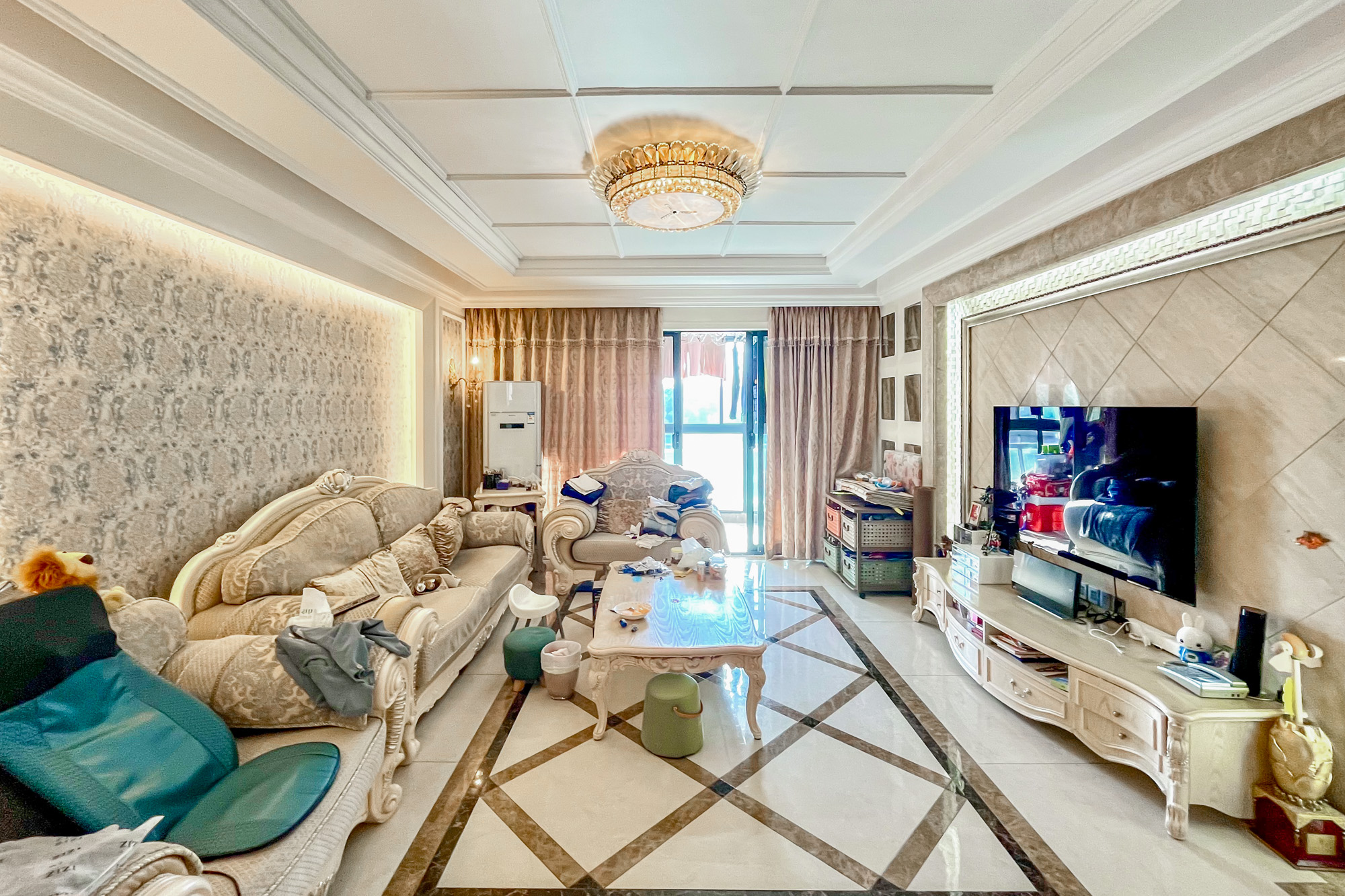 西山汇景一、二期  4室2厅2卫    258.0万 西山汇景一、二期  4室2厅2卫    258.0万