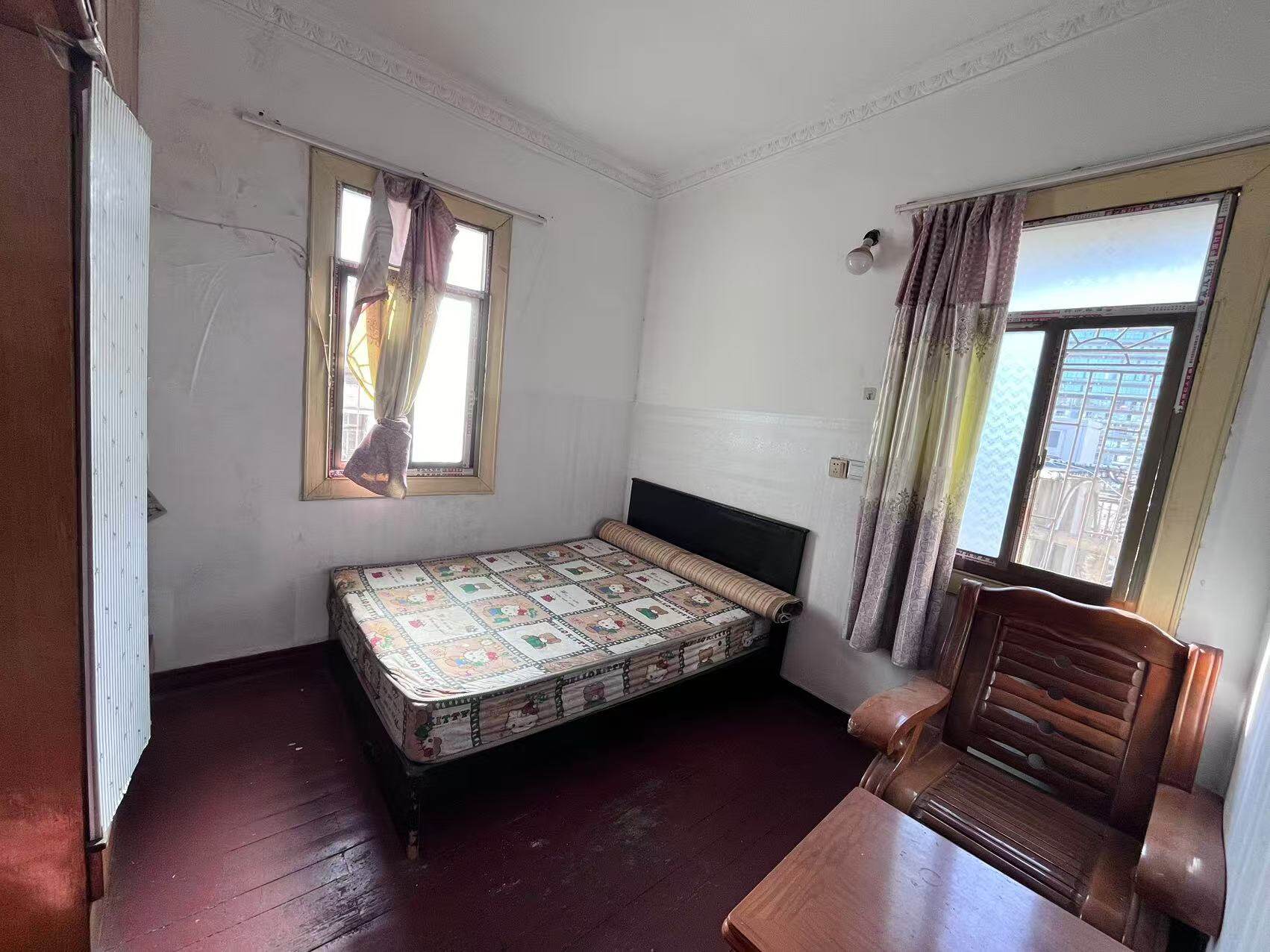 建宁街散盘 1室1厅1卫 500.0元/月 建宁街散盘 1室1厅1卫 500.0元/月室内图