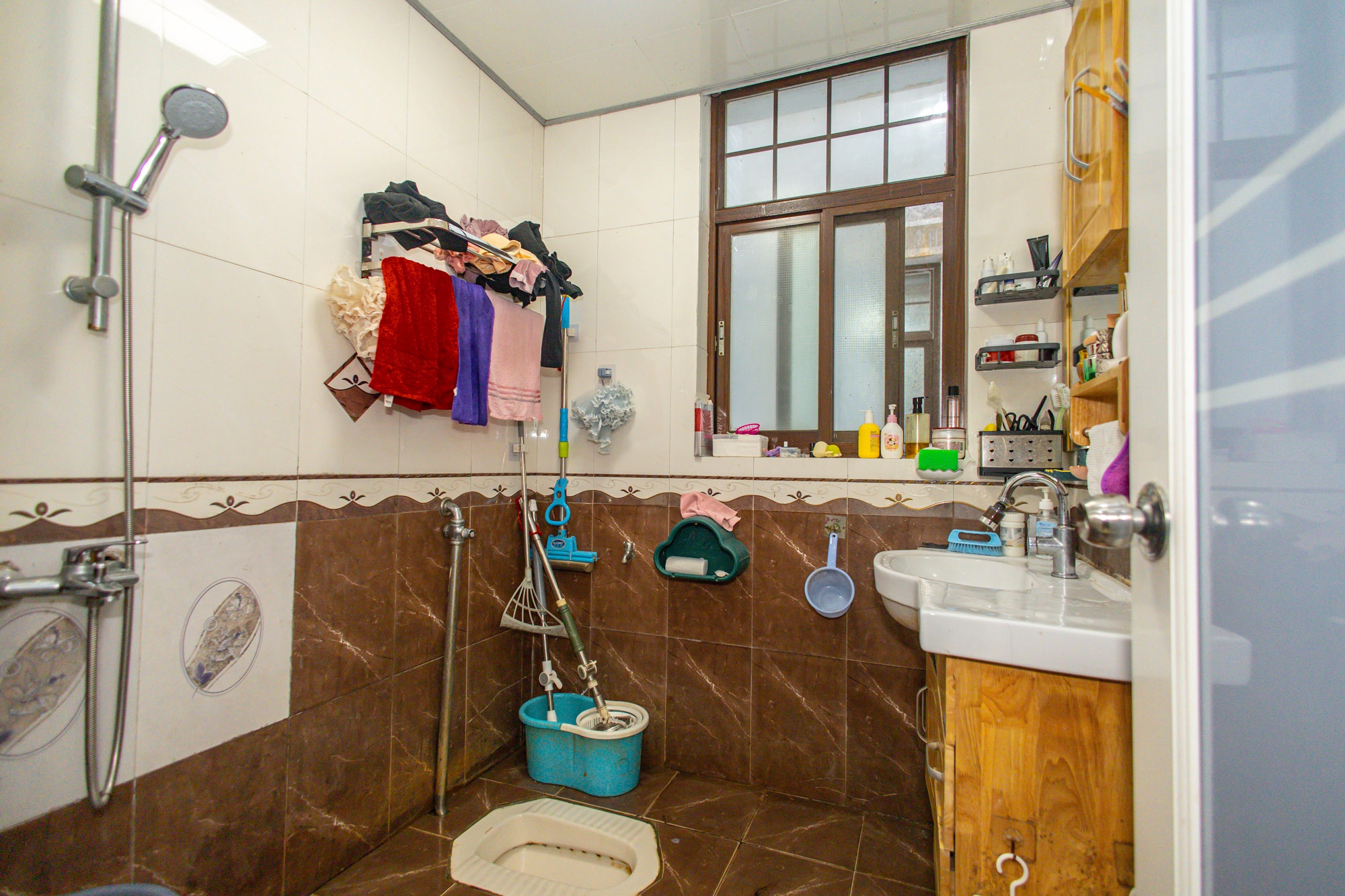 山水芙蓉国际新城 5室2厅1卫 186.0万 山水芙蓉国际新城 5室2厅1卫 186.0万卫生间