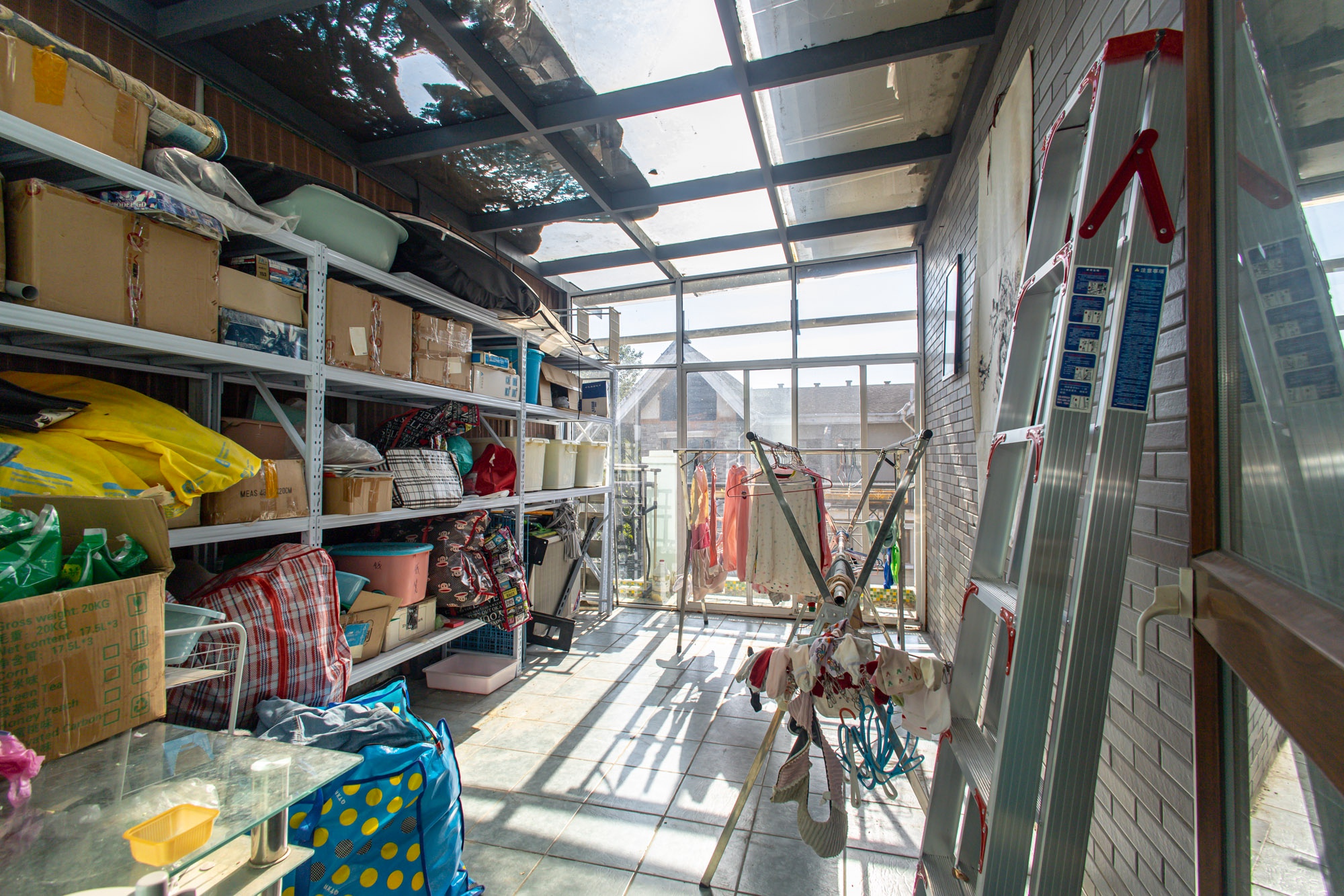 山水芙蓉国际新城 5室2厅1卫 186.0万 山水芙蓉国际新城 5室2厅1卫 186.0万阳台