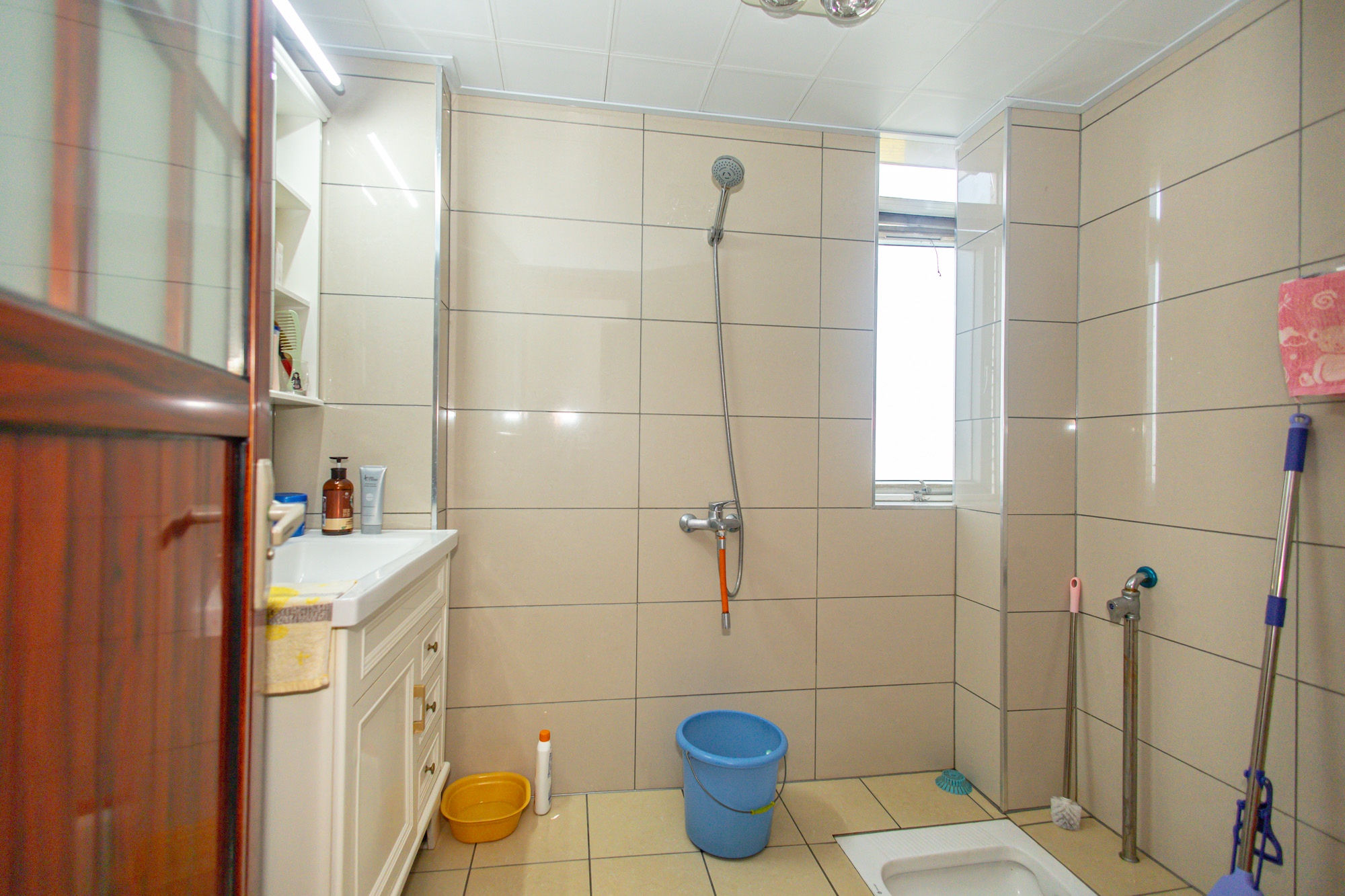 楚天家园  3室2厅2卫    99.0万 楚天家园  3室2厅2卫    99.0万卫生间