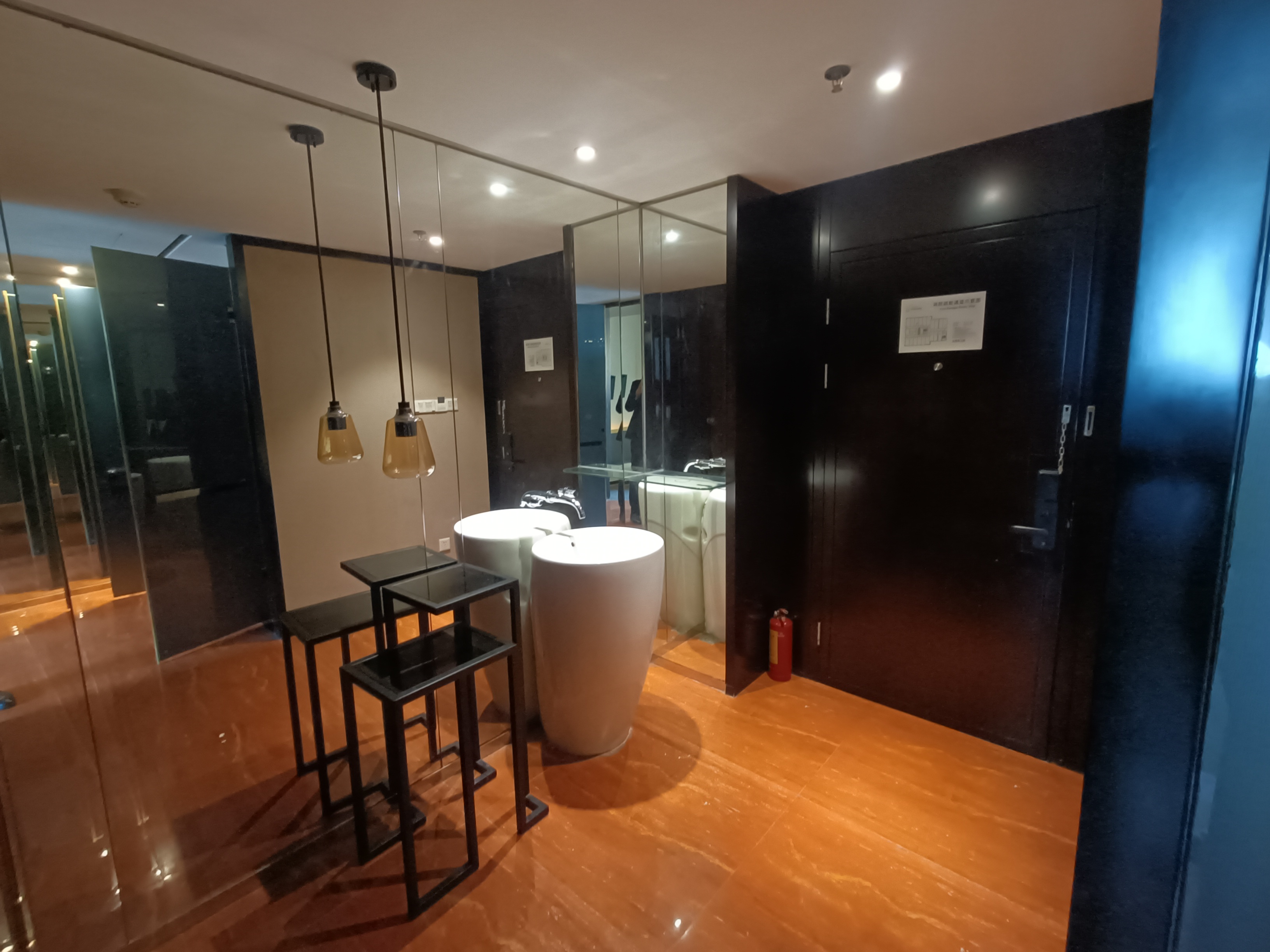 银天国际 1室1厅1卫 23.8万 银天国际 1室1厅1卫 23.8万室内图