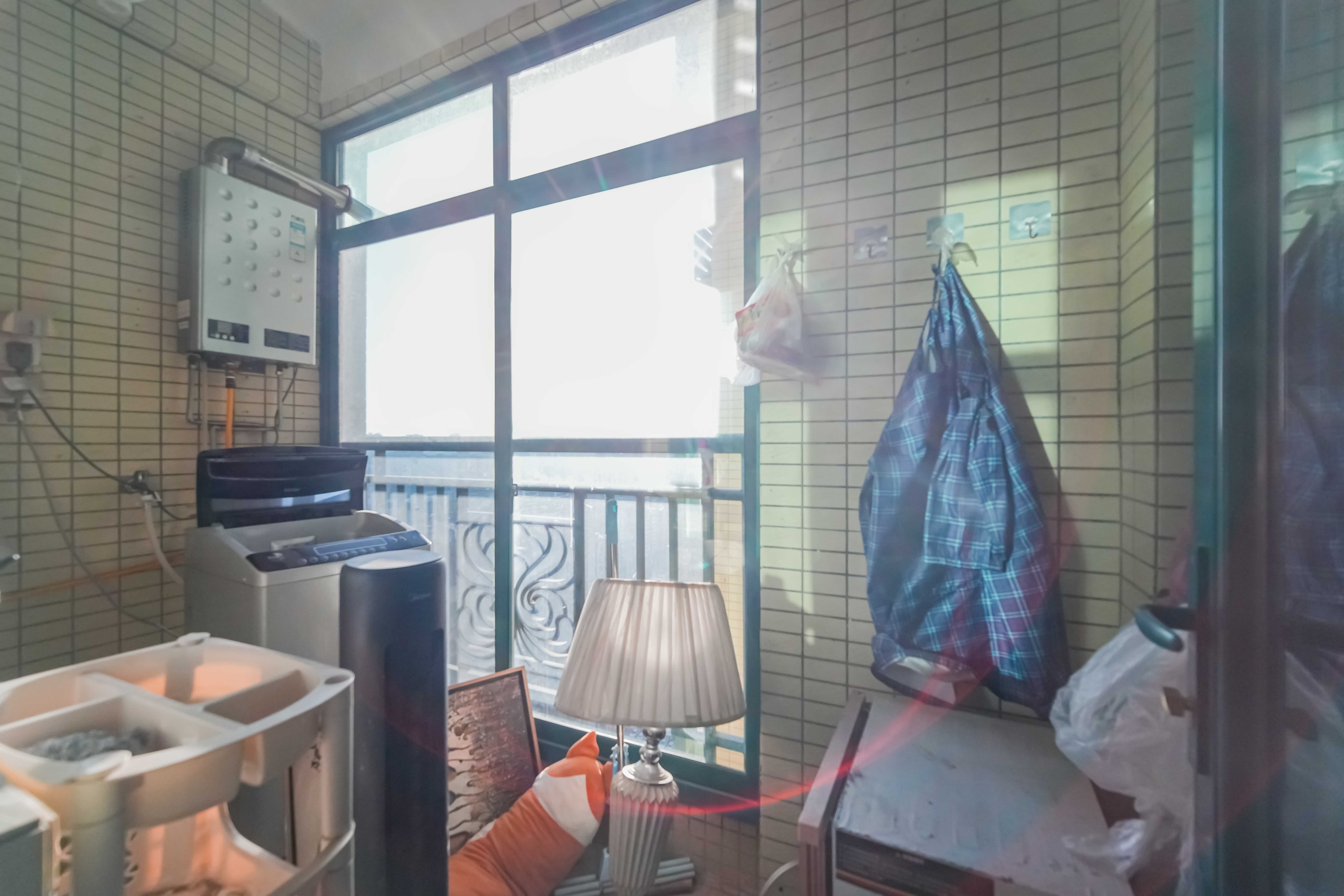 恒大绿洲  3室2厅1卫   110.00万其他