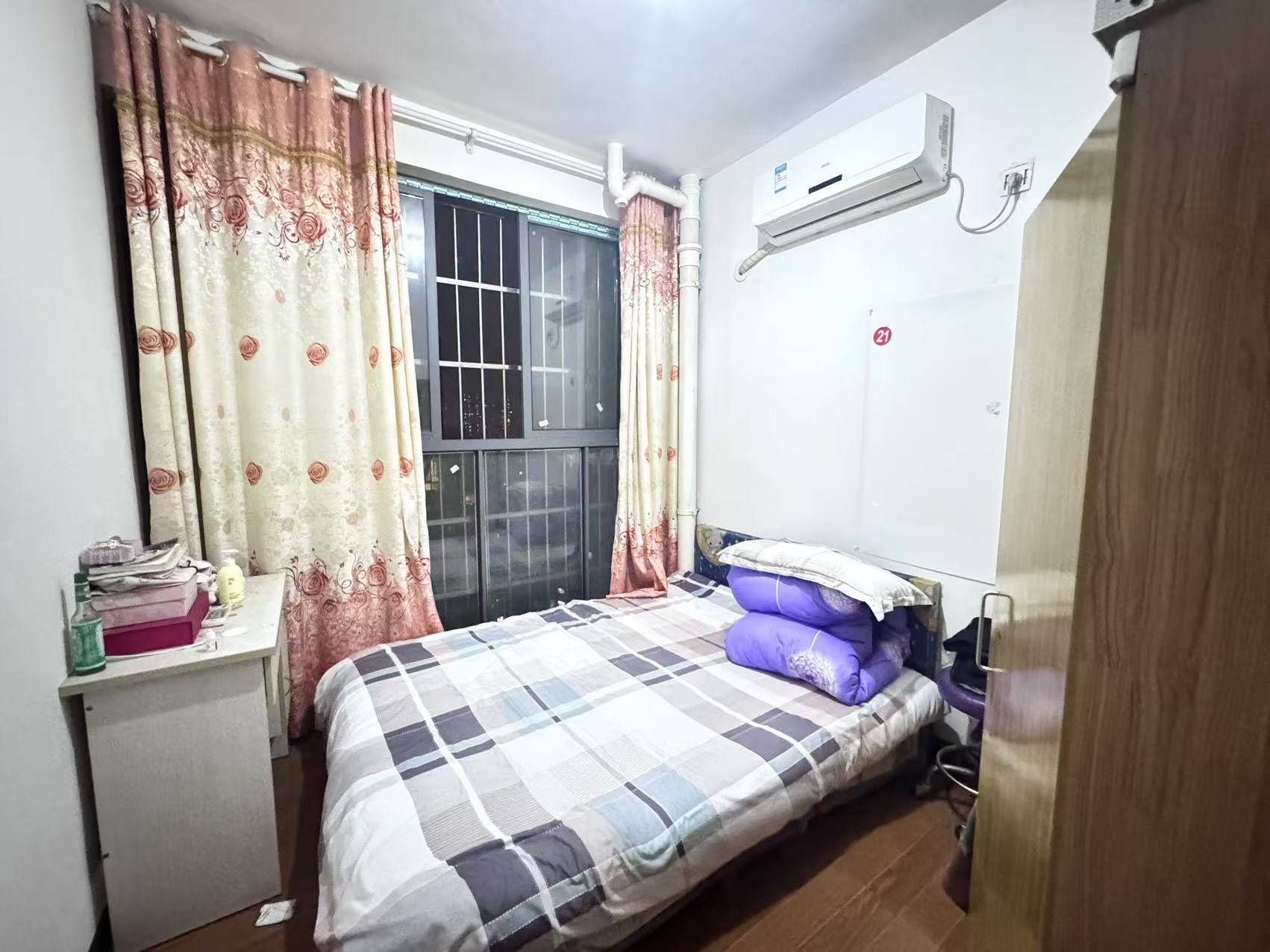 芦淞区荷叶名苑 3室2厅2卫 1600.0元/月 芦淞区荷叶名苑 3室2厅2卫 1600.0元/月室内图