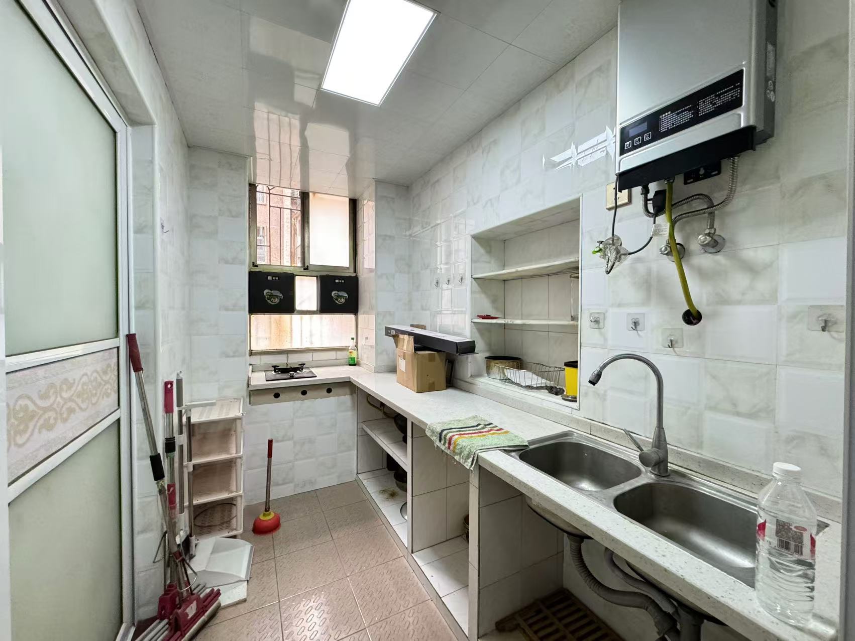 爱民路散盘 2室2厅1卫 1300.0元/月 爱民路散盘 2室2厅1卫 1300.0元/月室内图