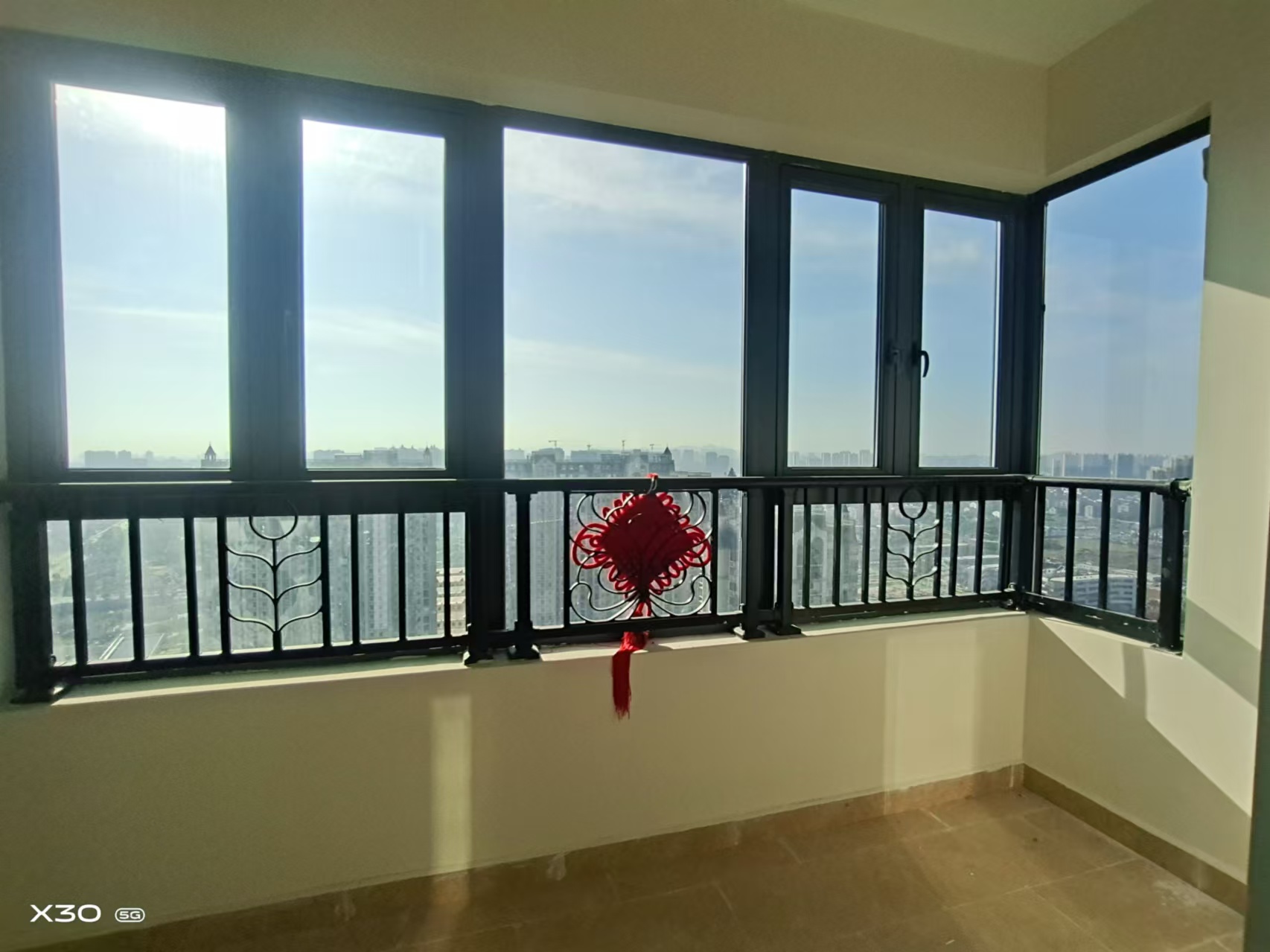 恒大名都 3室2厅2卫 49.8万 恒大名都 3室2厅2卫 49.8万客厅