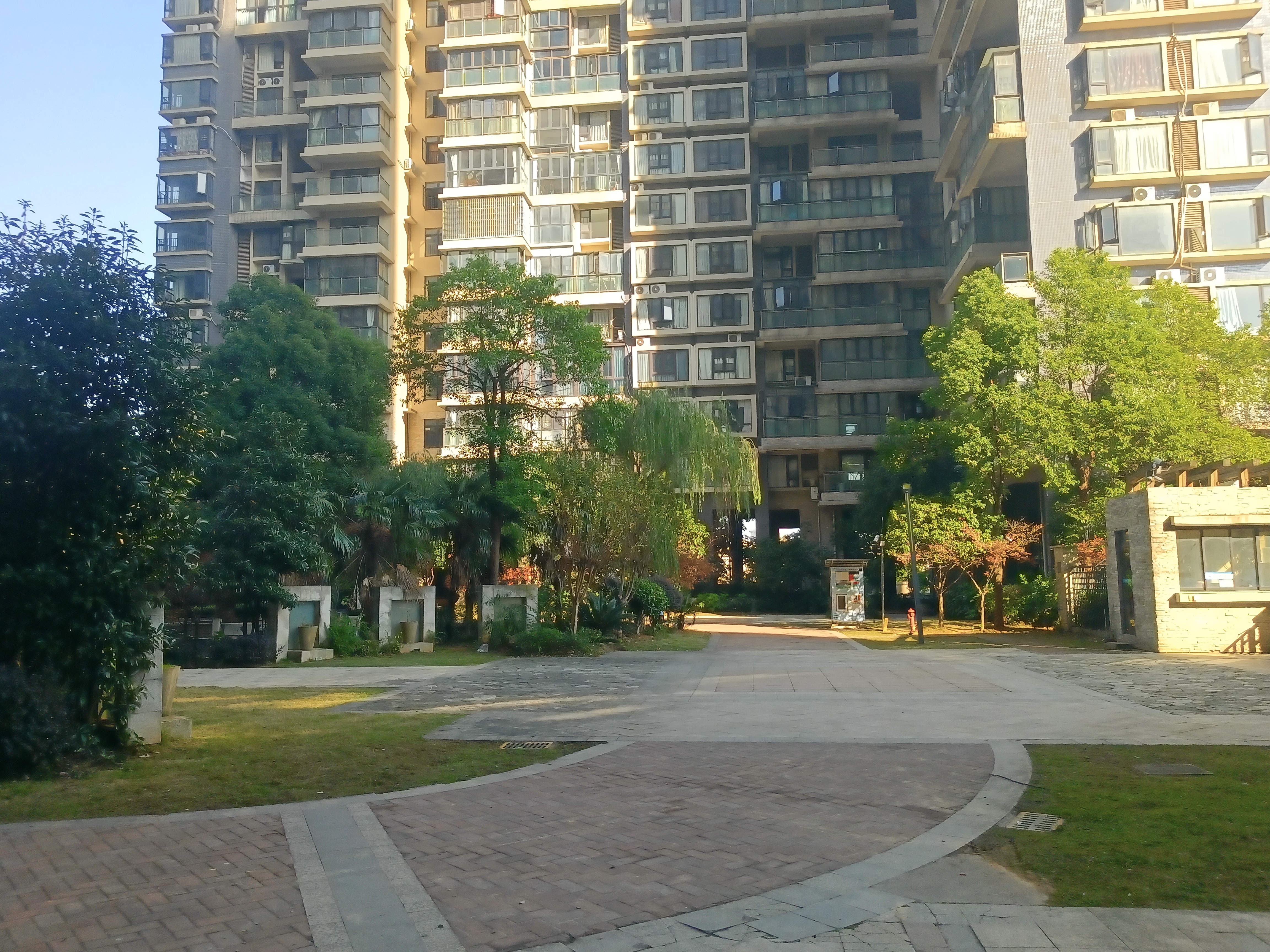 御景东方  13室2厅2卫    2200.0元/月 御景东方  13室2厅2卫    2200.0元/月小区图