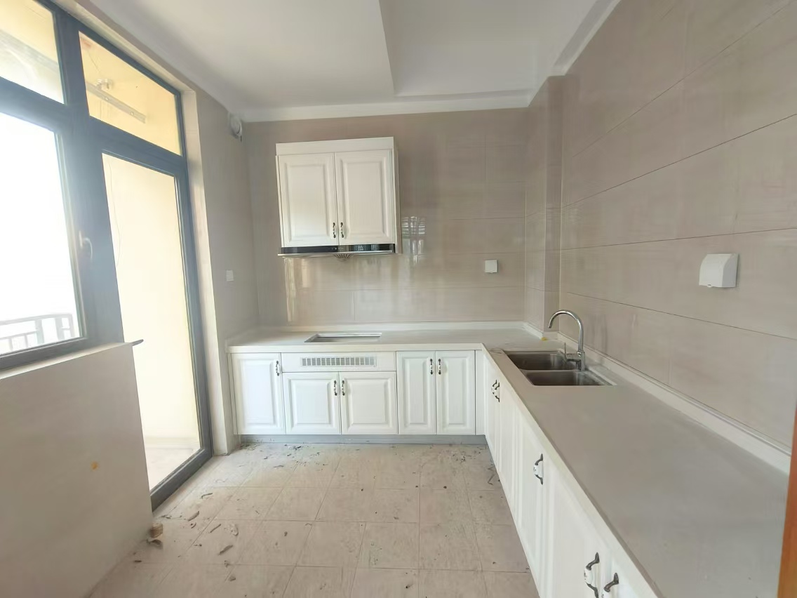 恒大美丽沙悦澜府 5室2厅3卫 2000.0万 恒大美丽沙悦澜府 5室2厅3卫 2000.0万室内图