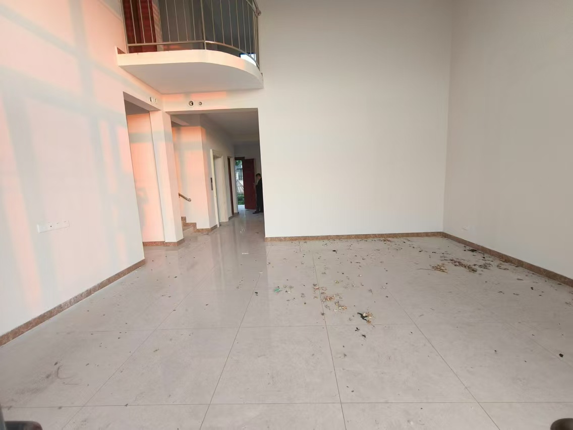 恒大美丽沙悦澜府 5室2厅3卫 2000.0万 恒大美丽沙悦澜府 5室2厅3卫 2000.0万室内图