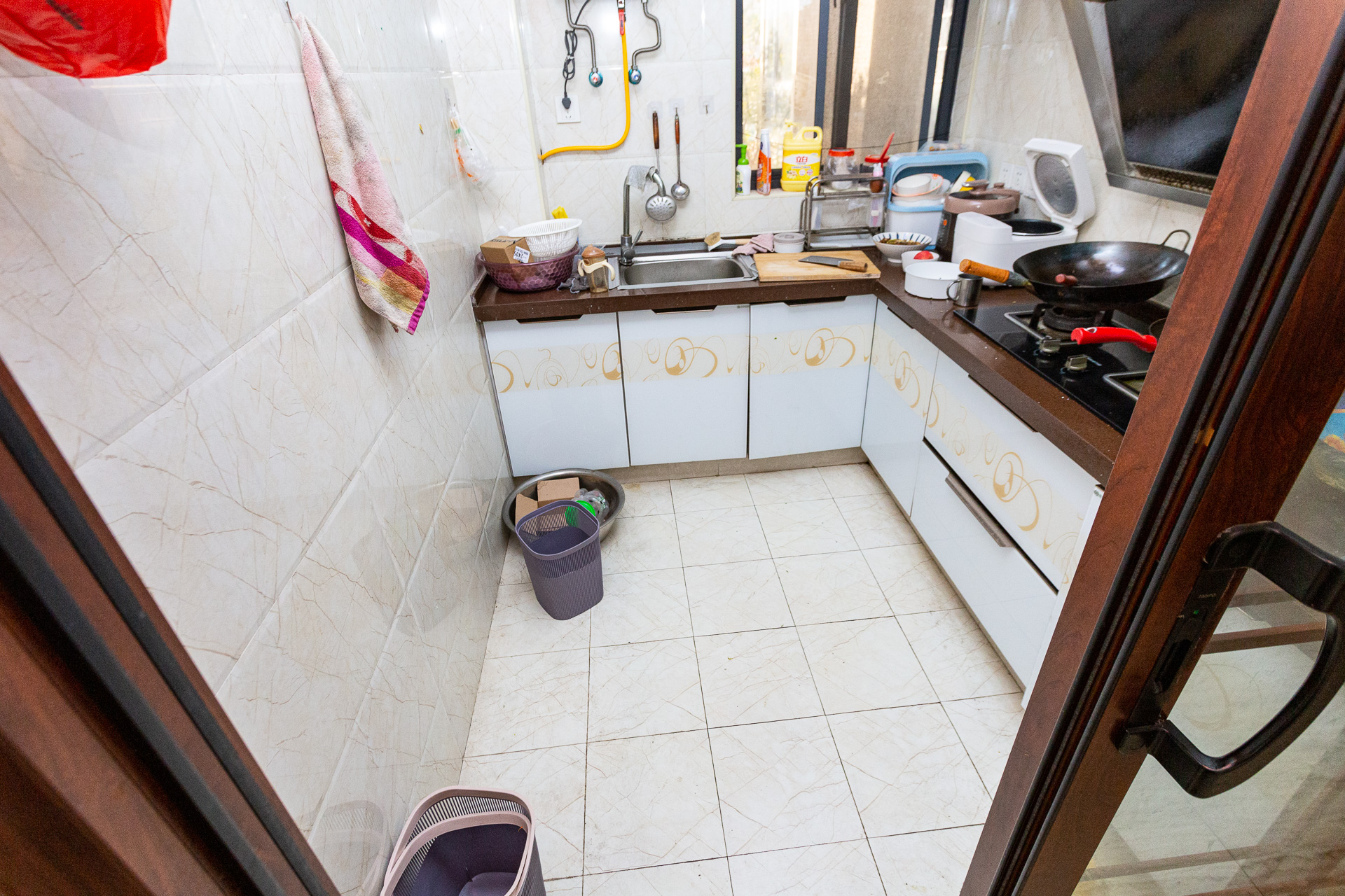 名家翡翠花园  2室2厅1卫    68.0万厨房