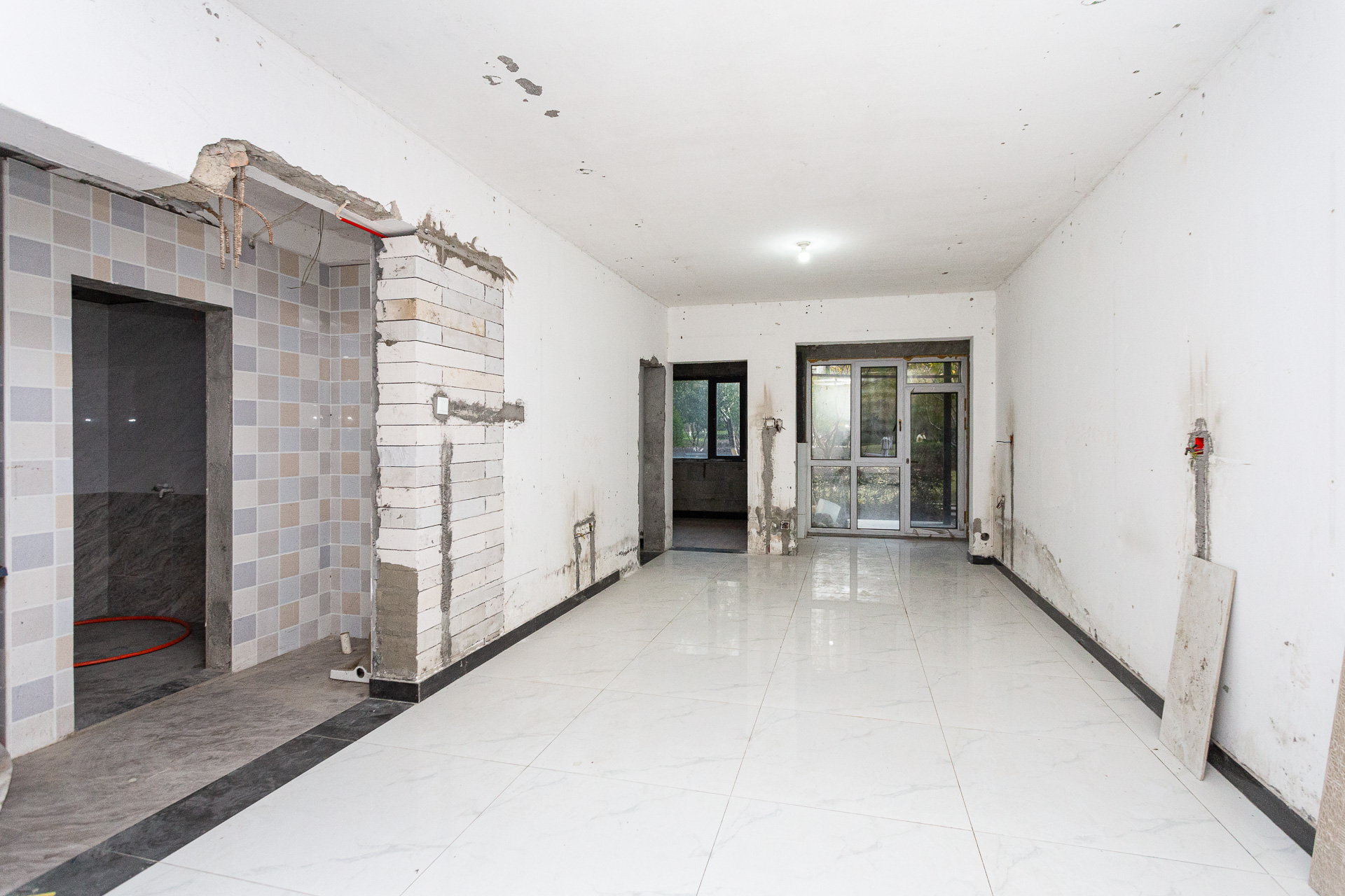 勤诚达境界城 3室2厅1卫 65.0万 勤诚达境界城 3室2厅1卫 65.0万客厅