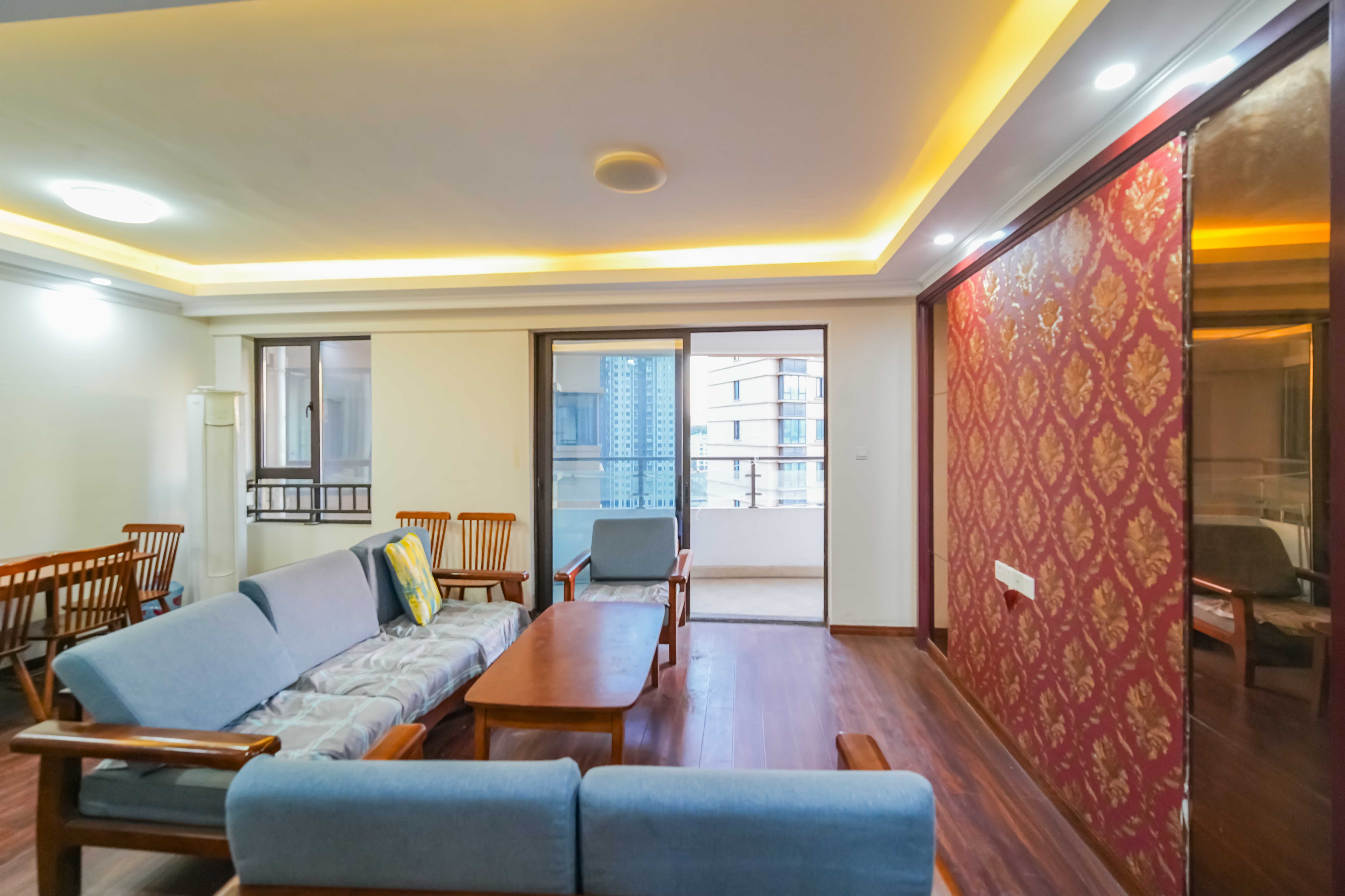 五江天街南区 0室0厅0卫 105.0万 五江天街南区 0室0厅0卫 105.0万客厅