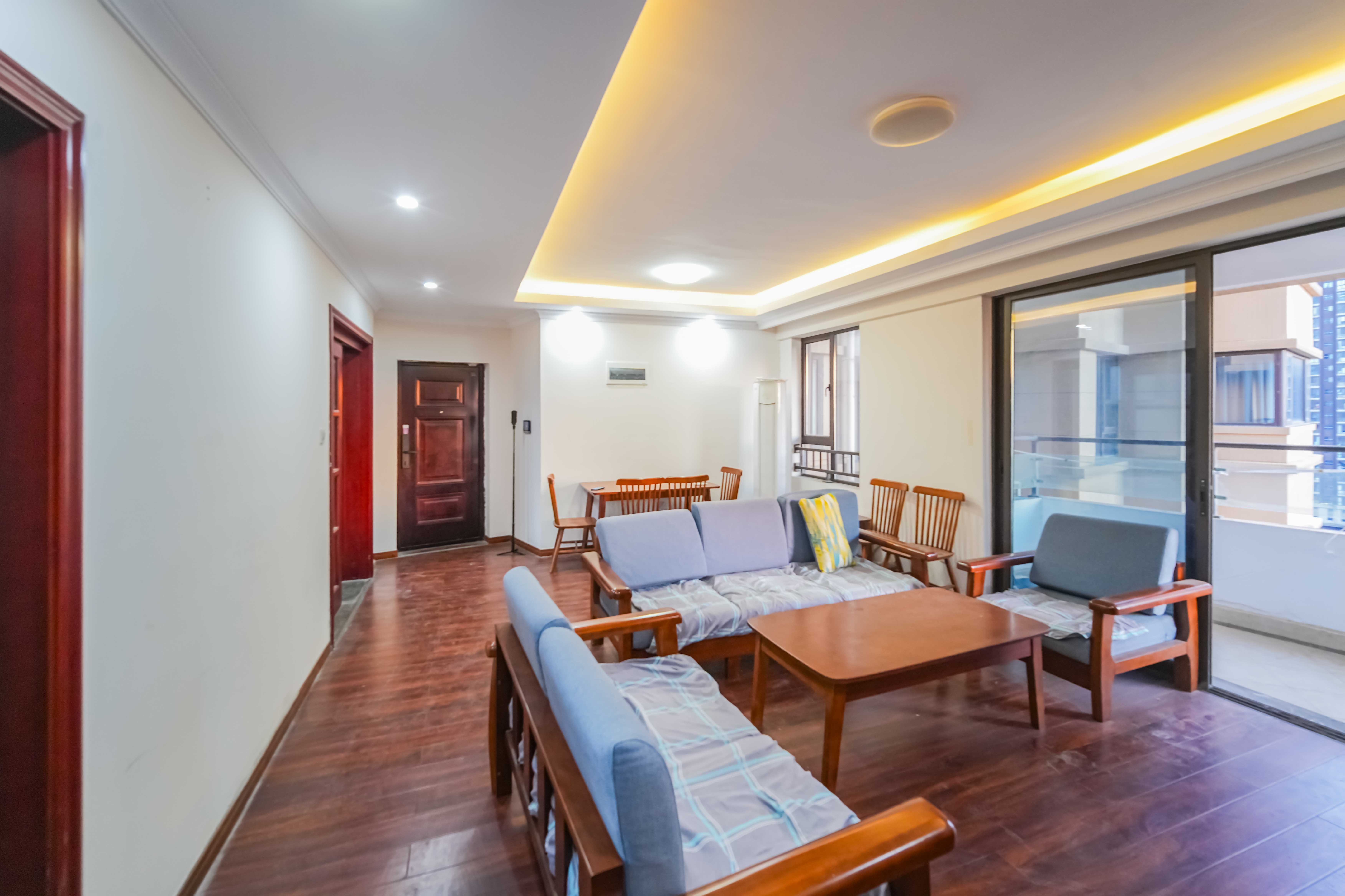 五江天街南区 0室0厅0卫 105.0万 五江天街南区 0室0厅0卫 105.0万客厅