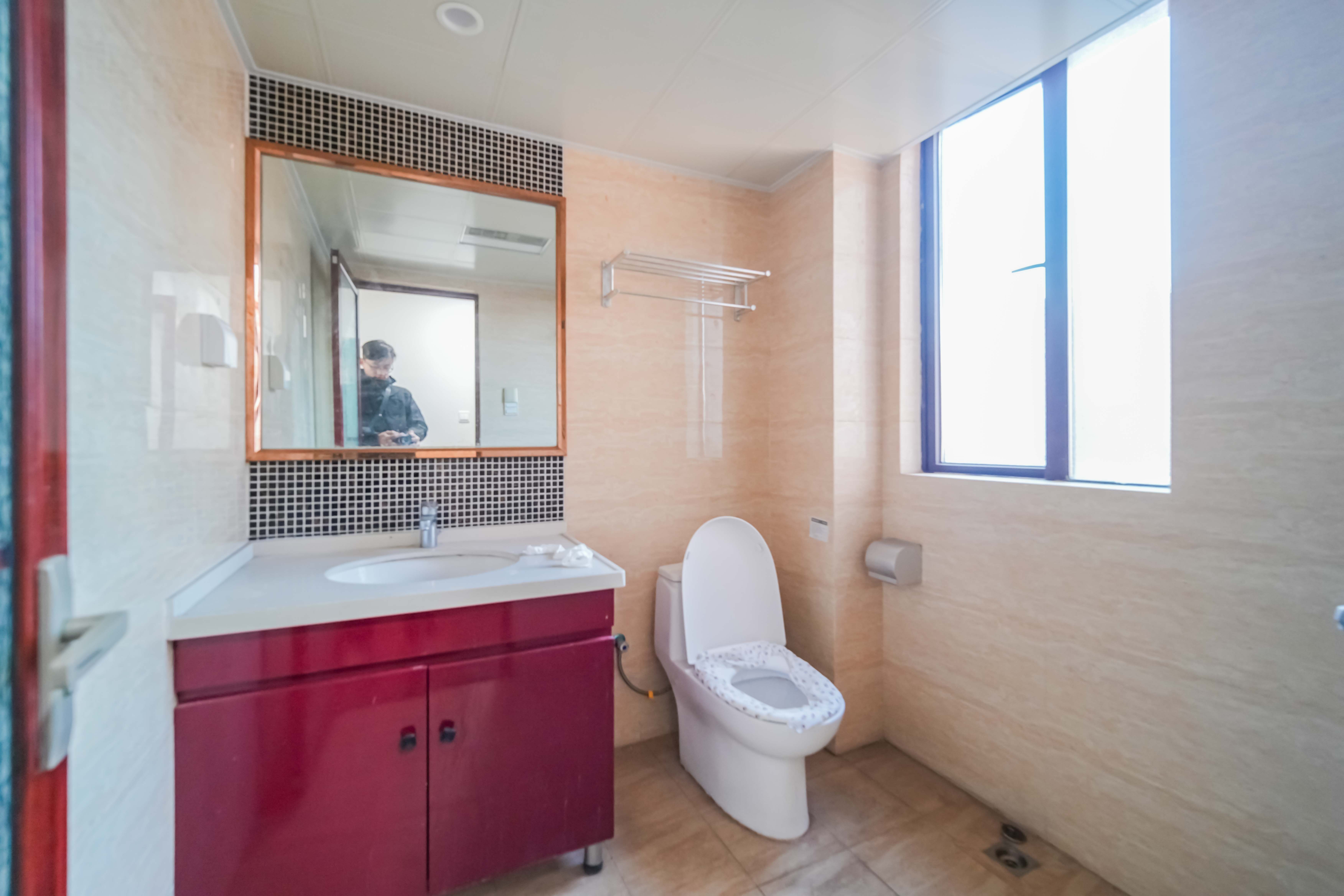 五江天街南区 0室0厅0卫 105.0万 五江天街南区 0室0厅0卫 105.0万卫生间