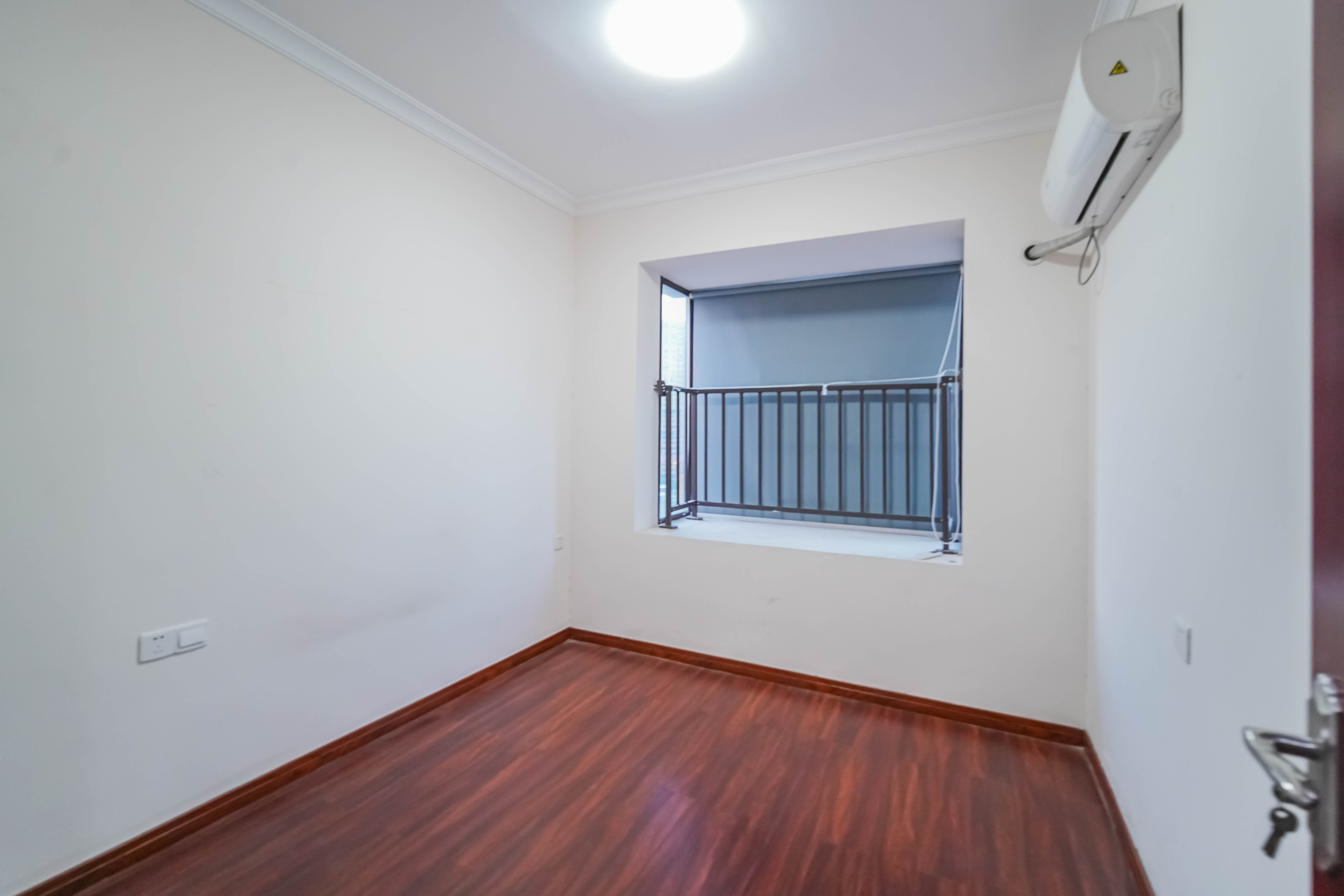 五江天街南区 0室0厅0卫 105.0万 五江天街南区 0室0厅0卫 105.0万卧室