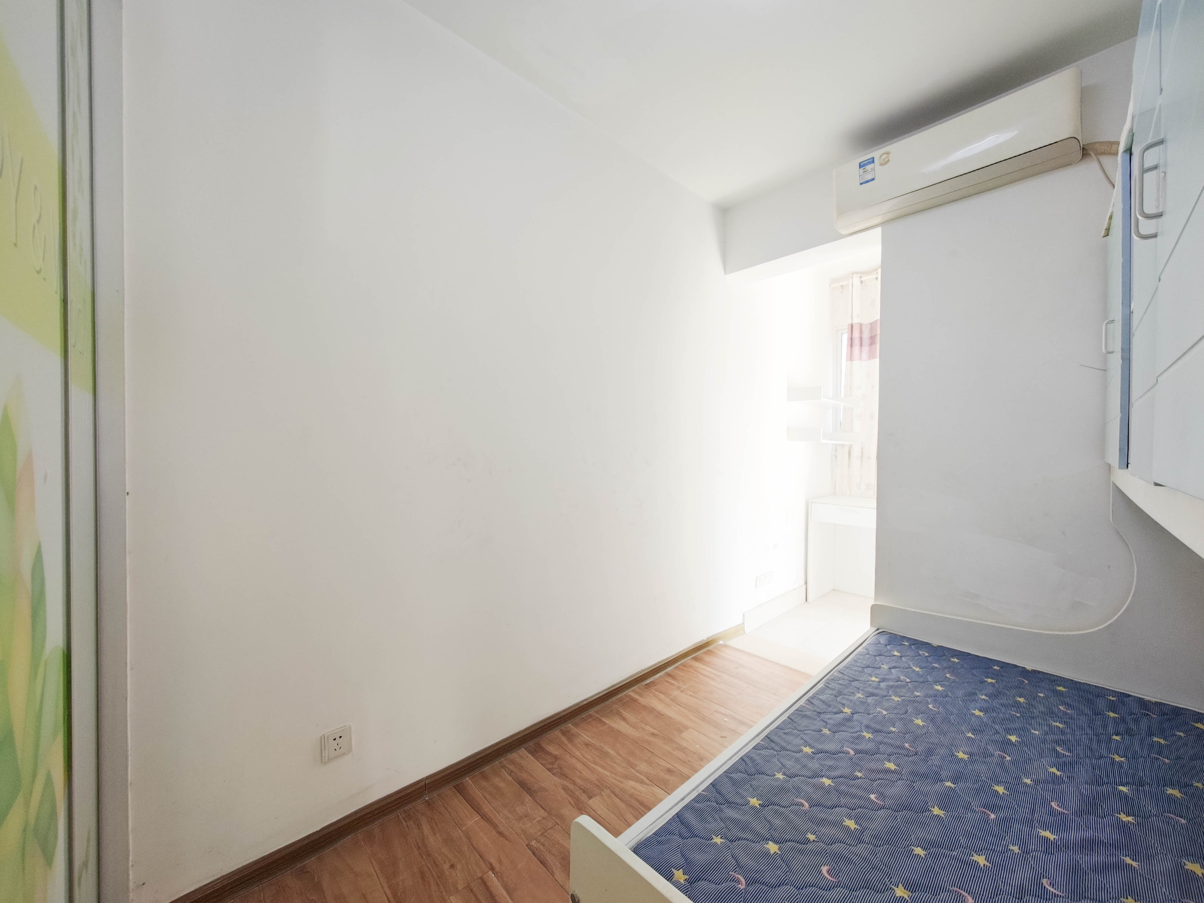 森林公园壹号(森林雅苑) 2室2厅1卫 59.0万 森林公园壹号(森林雅苑) 2室2厅1卫 59.0万卧室