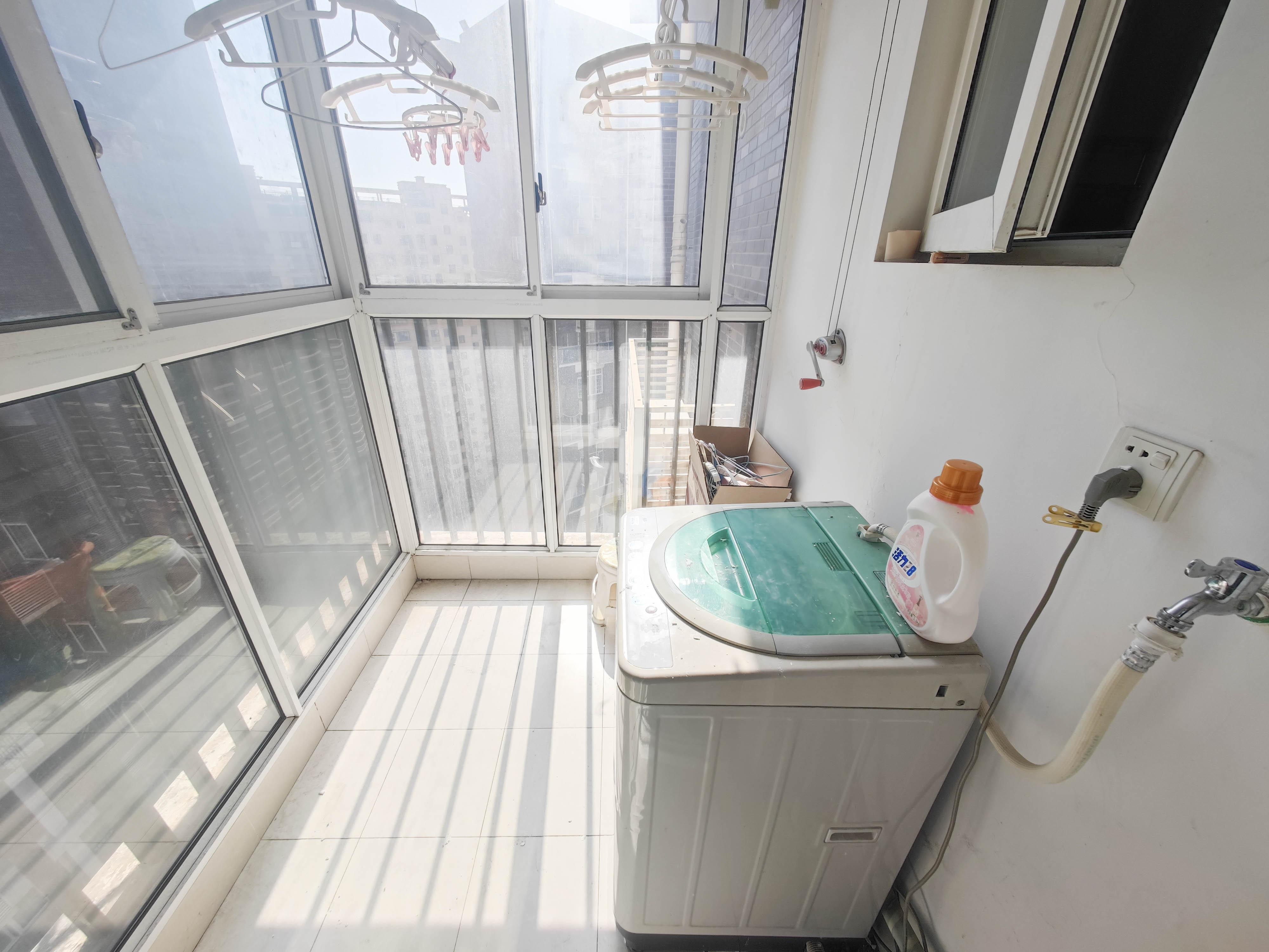 森林公园壹号(森林雅苑) 2室2厅1卫 59.0万 森林公园壹号(森林雅苑) 2室2厅1卫 59.0万阳台