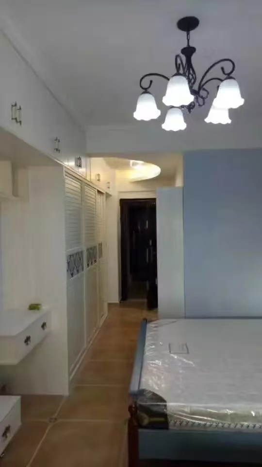 五矿紫湖香醍 1室1厅1卫 1100.0元/月 五矿紫湖香醍 1室1厅1卫 1100.0元/月室内图