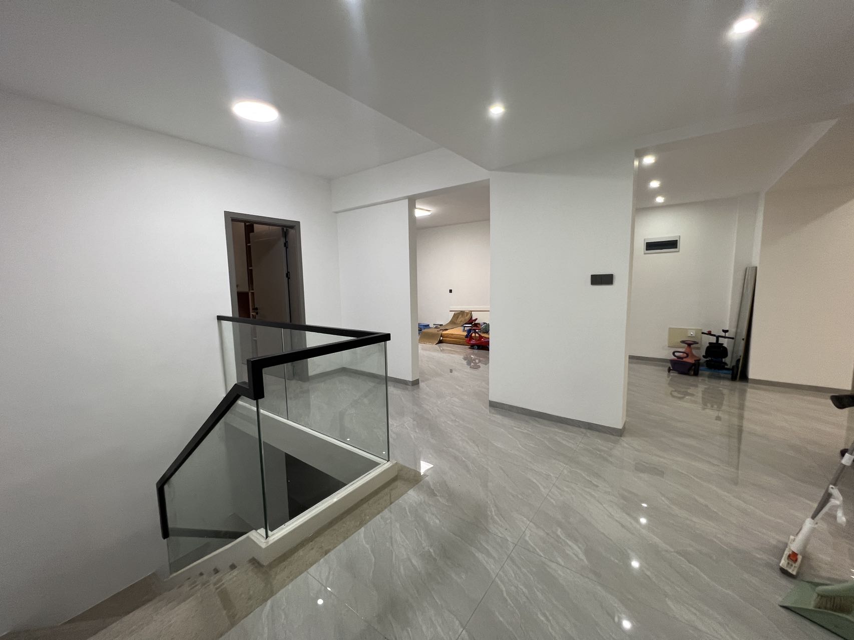 泰达天海国际 7室3厅5卫 15000.0元/月 泰达天海国际 7室3厅5卫 15000.0元/月室内图