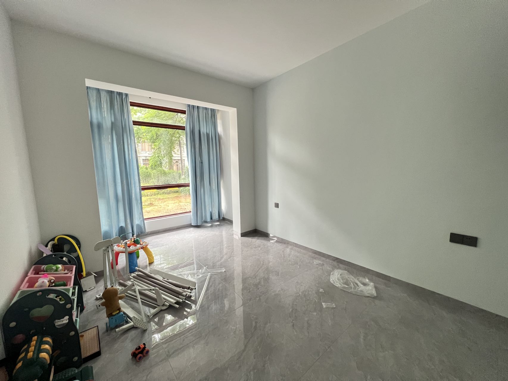 泰达天海国际 7室3厅5卫 15000.0元/月 泰达天海国际 7室3厅5卫 15000.0元/月室内图