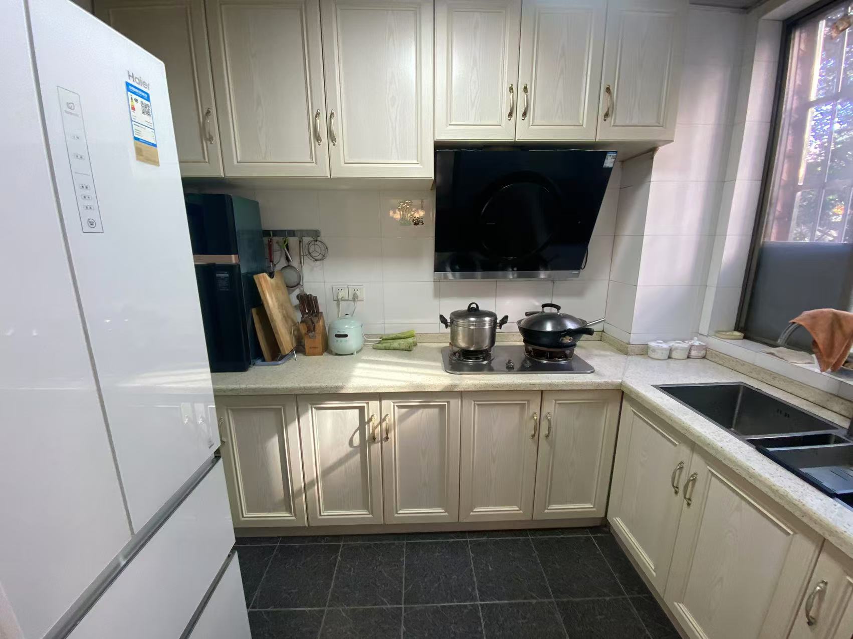 钻石怡园 3室2厅2卫 48.0万 钻石怡园 3室2厅2卫 48.0万室内图