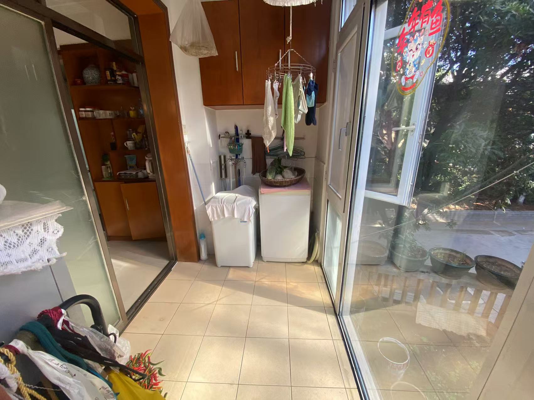 钻石怡园 3室2厅2卫 48.0万 钻石怡园 3室2厅2卫 48.0万室内图