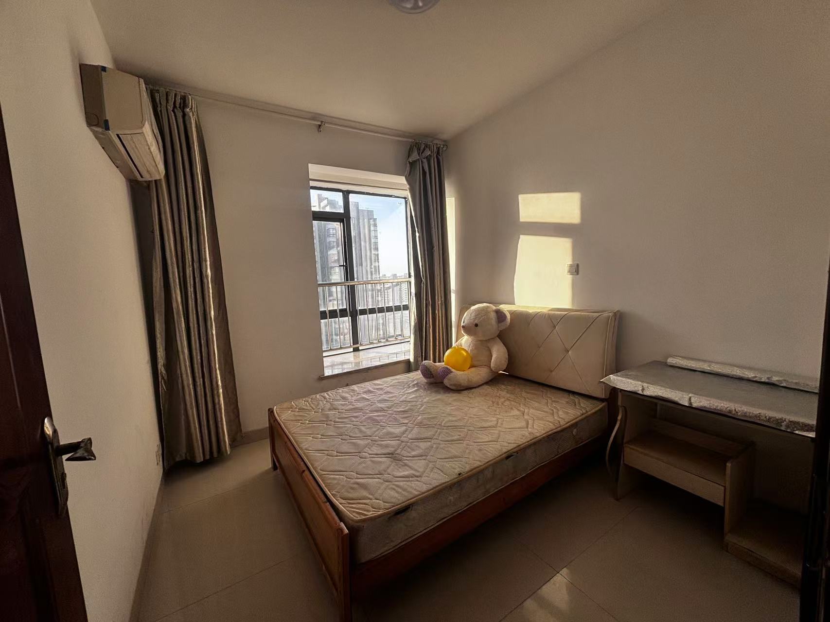 华晨御园 2室1厅1卫 1500.0元/月 华晨御园 2室1厅1卫 1500.0元/月室内图