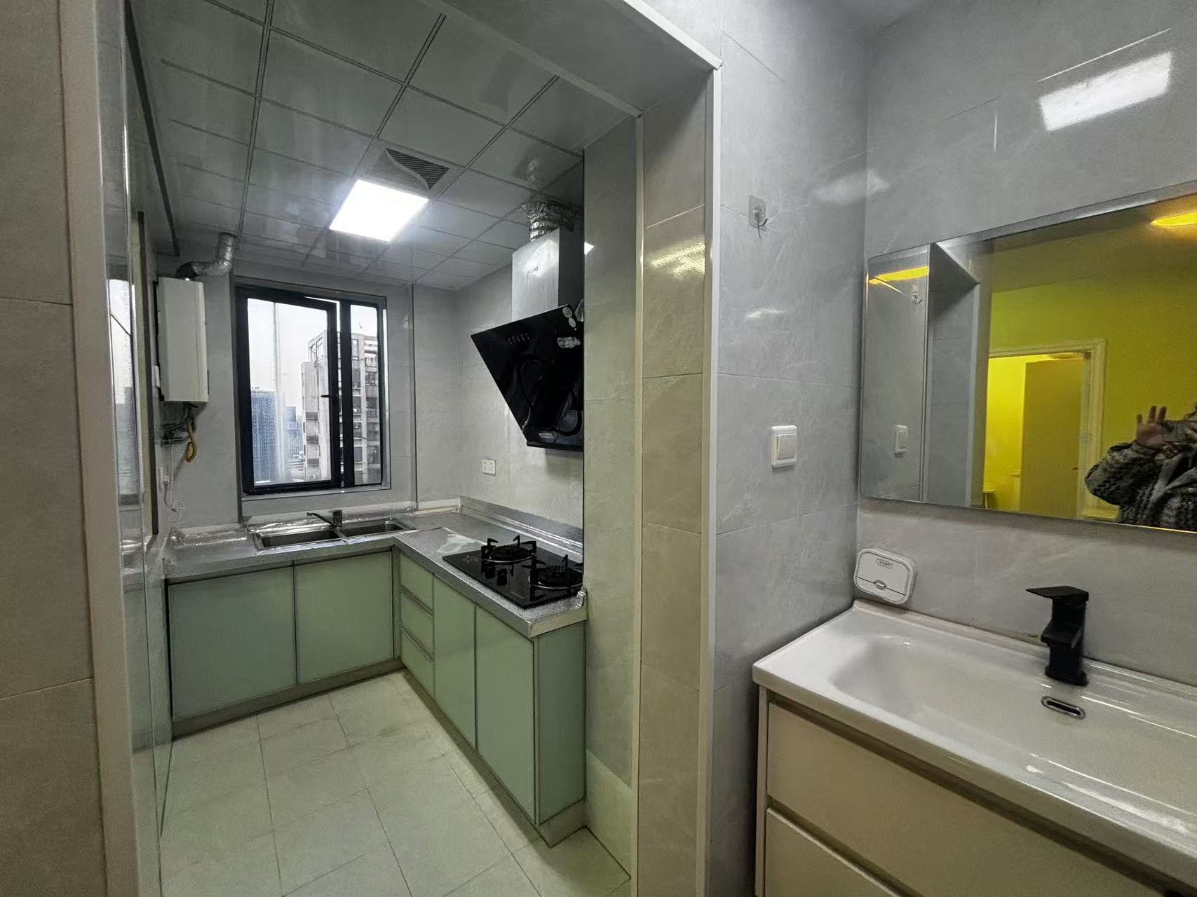 恒瑞雅园 1室1厅1卫 1500.0元/月 恒瑞雅园 1室1厅1卫 1500.0元/月室内图