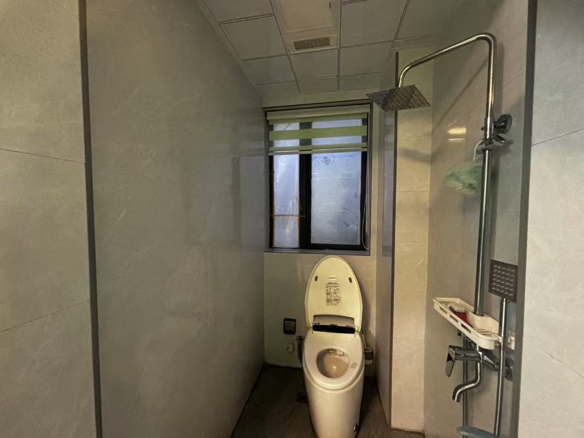 恒瑞雅园 1室1厅1卫 1500.0元/月 恒瑞雅园 1室1厅1卫 1500.0元/月室内图