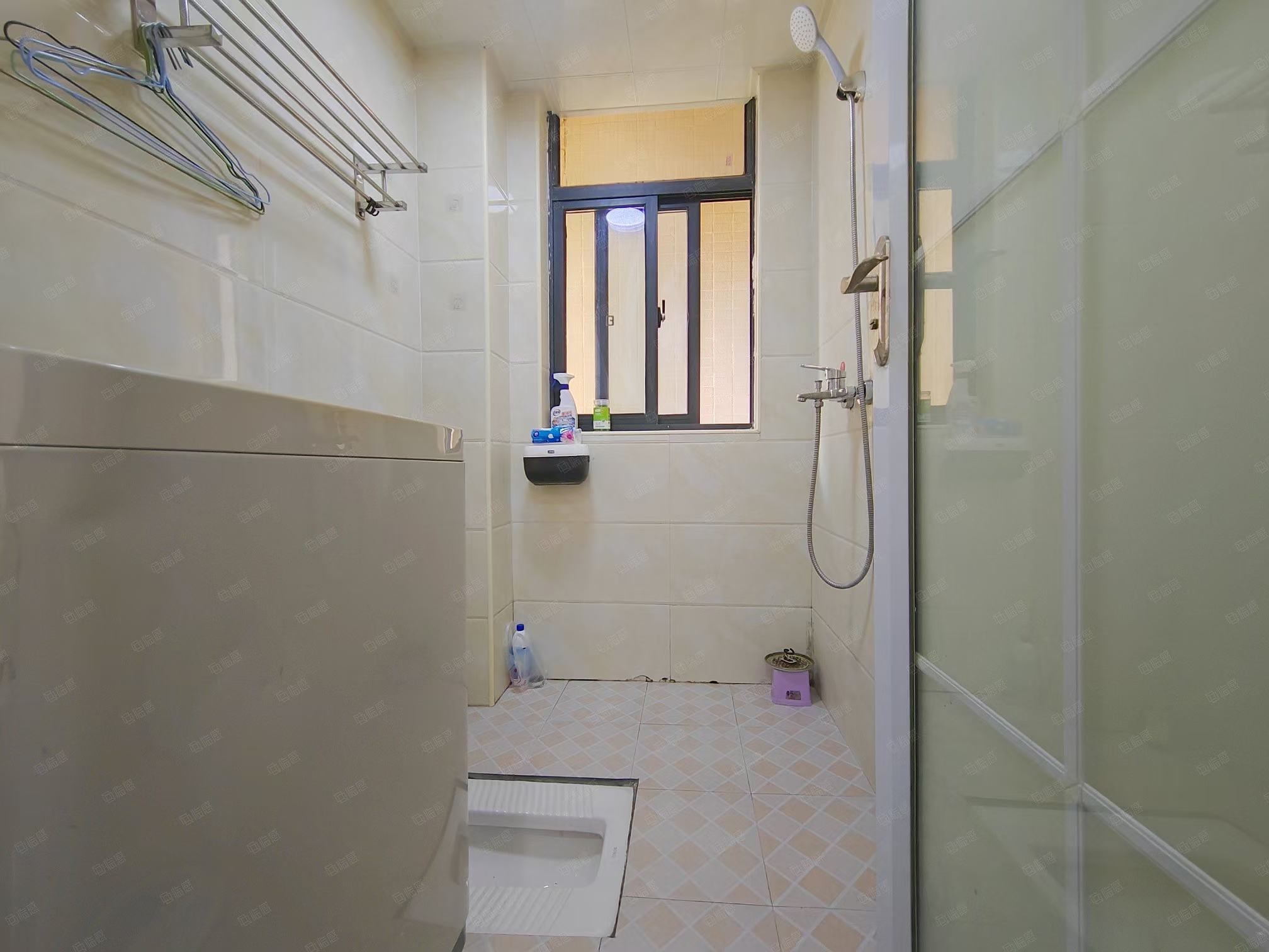 安泰嘉园(湘府邻伴) 2室2厅1卫 2000.0元/月 安泰嘉园(湘府邻伴) 2室2厅1卫 2000.0元/月室内图