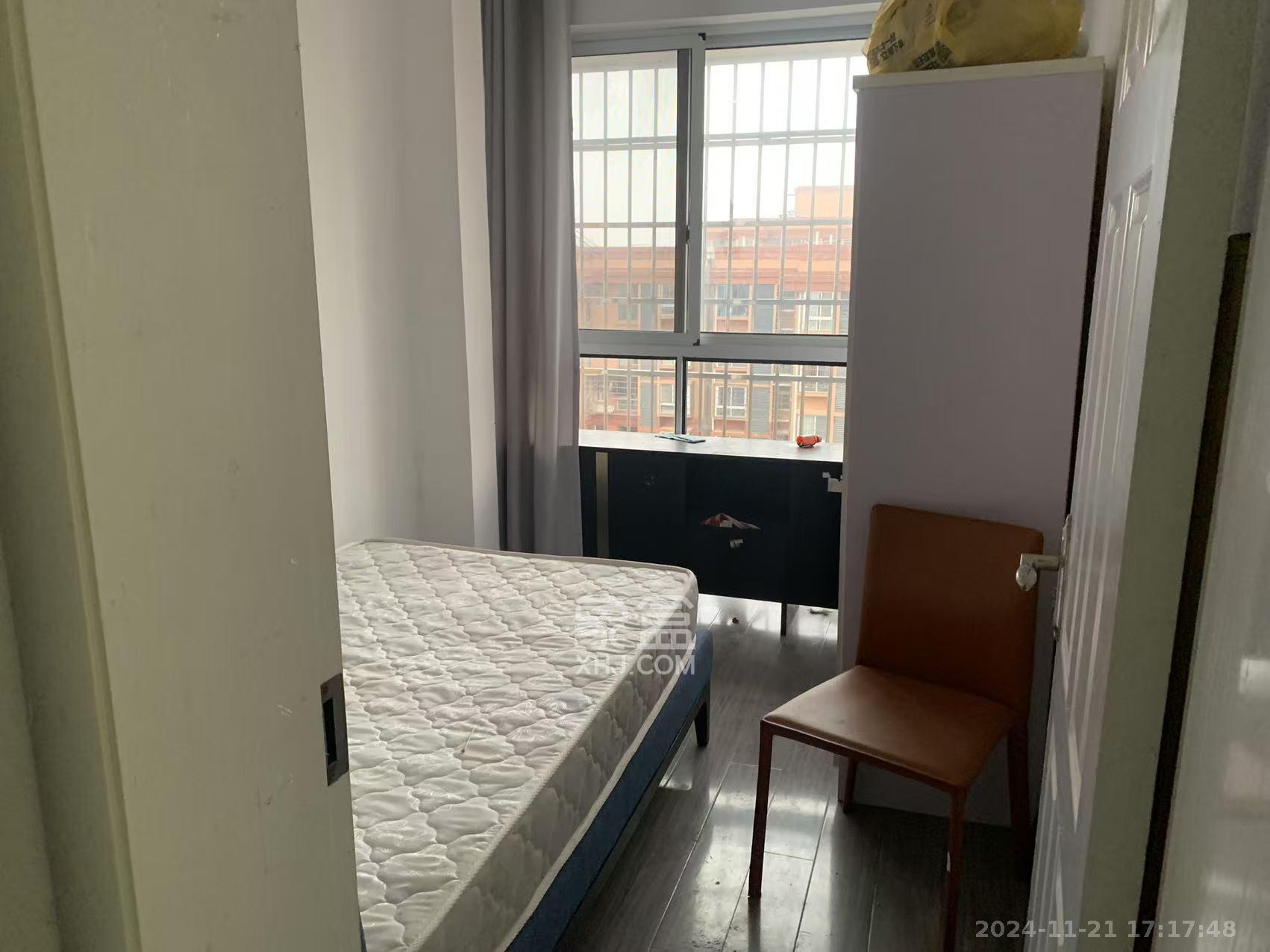 凯富南方鑫城  4室1厅1卫    2800.0元/月 凯富南方鑫城  4室1厅1卫    2800.0元/月室内图