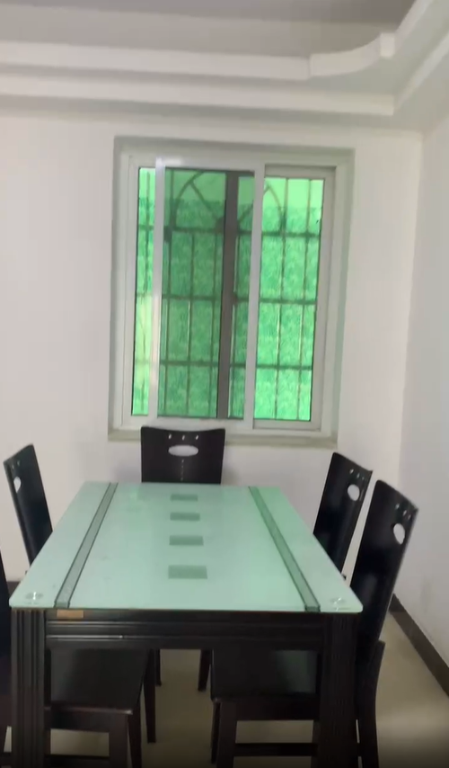 富丽花园  3室2厅2卫    155.0万 富丽花园  3室2厅2卫    155.0万室内图