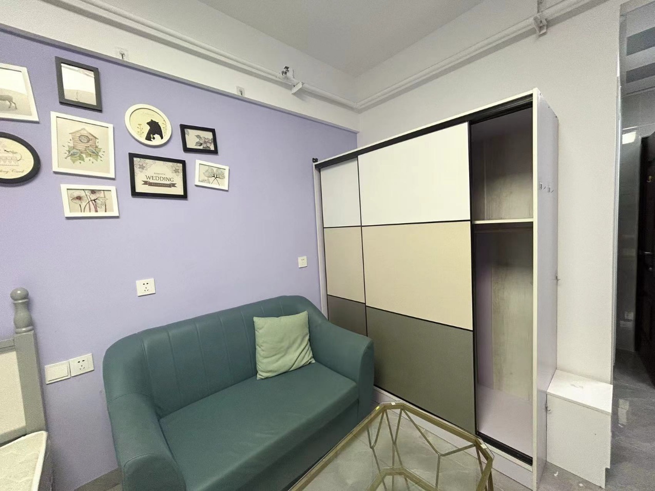 裕天国际商汇中心 1室1厅1卫 1700.0元/月 裕天国际商汇中心 1室1厅1卫 1700.0元/月室内图