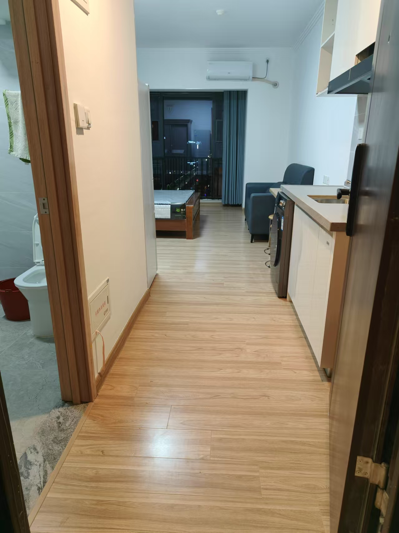 碧桂园壹中心  1室1厅1卫   1300.00元/月室内图