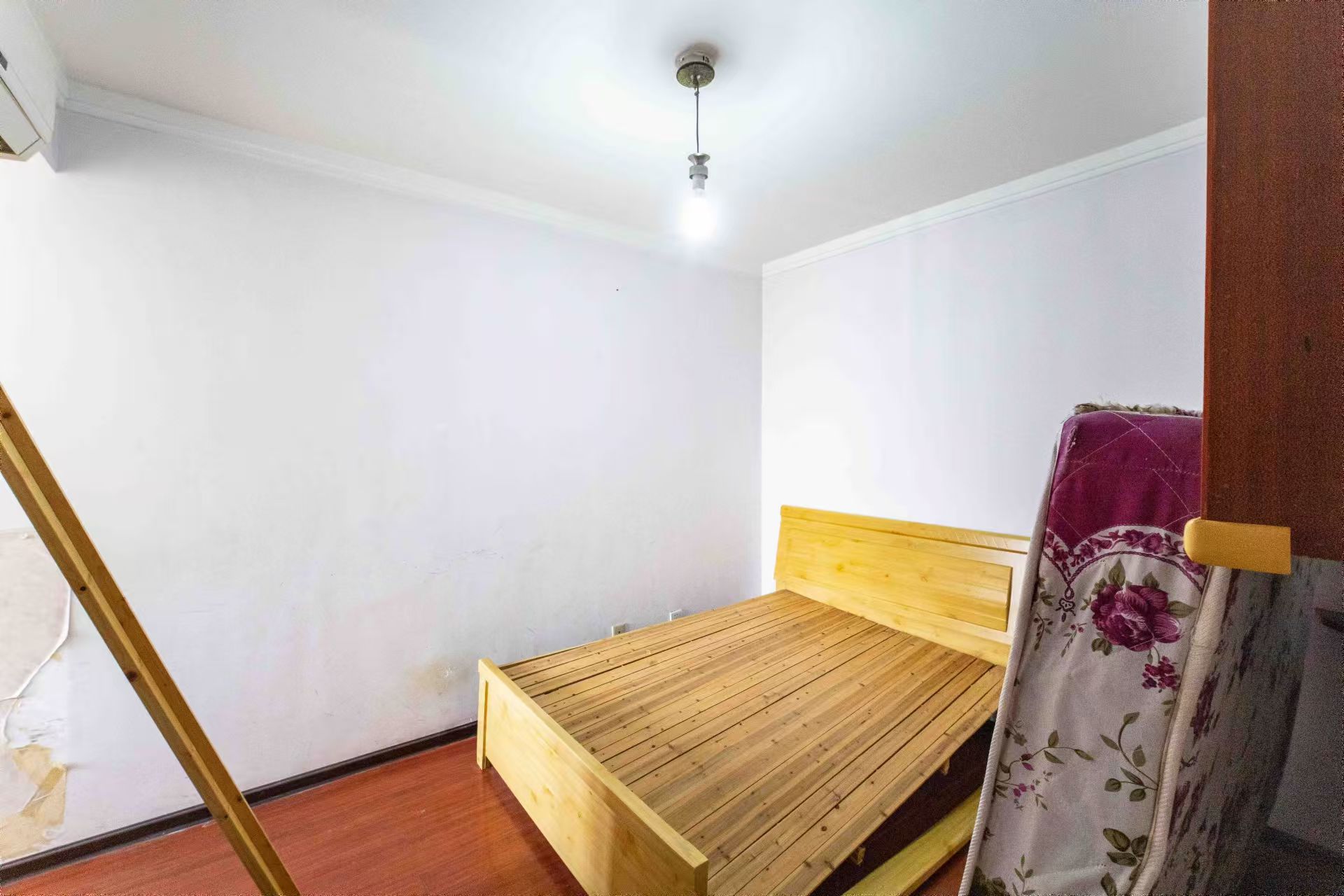 诺亚方舟大厦 2室2厅1卫 2000.0元/月 诺亚方舟大厦 2室2厅1卫 2000.0元/月室内图