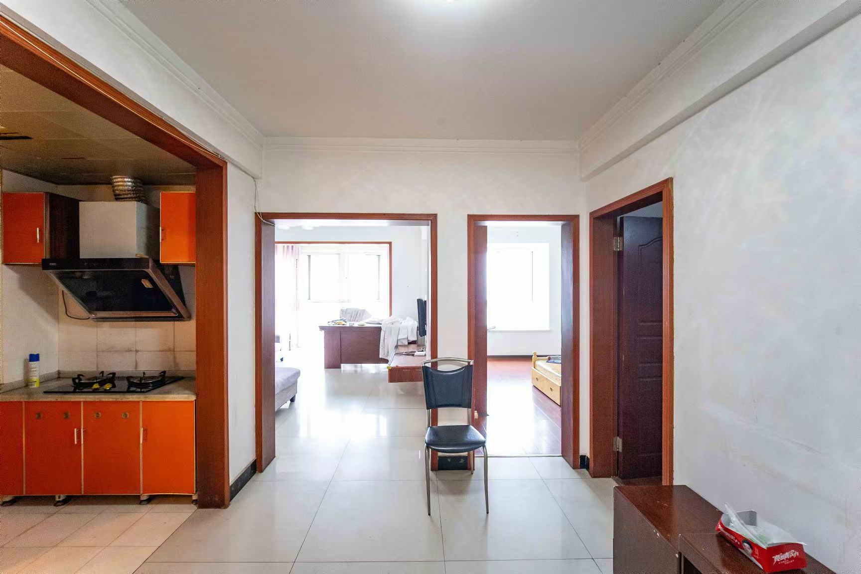 诺亚方舟大厦 2室2厅1卫 2000.0元/月 诺亚方舟大厦 2室2厅1卫 2000.0元/月室内图