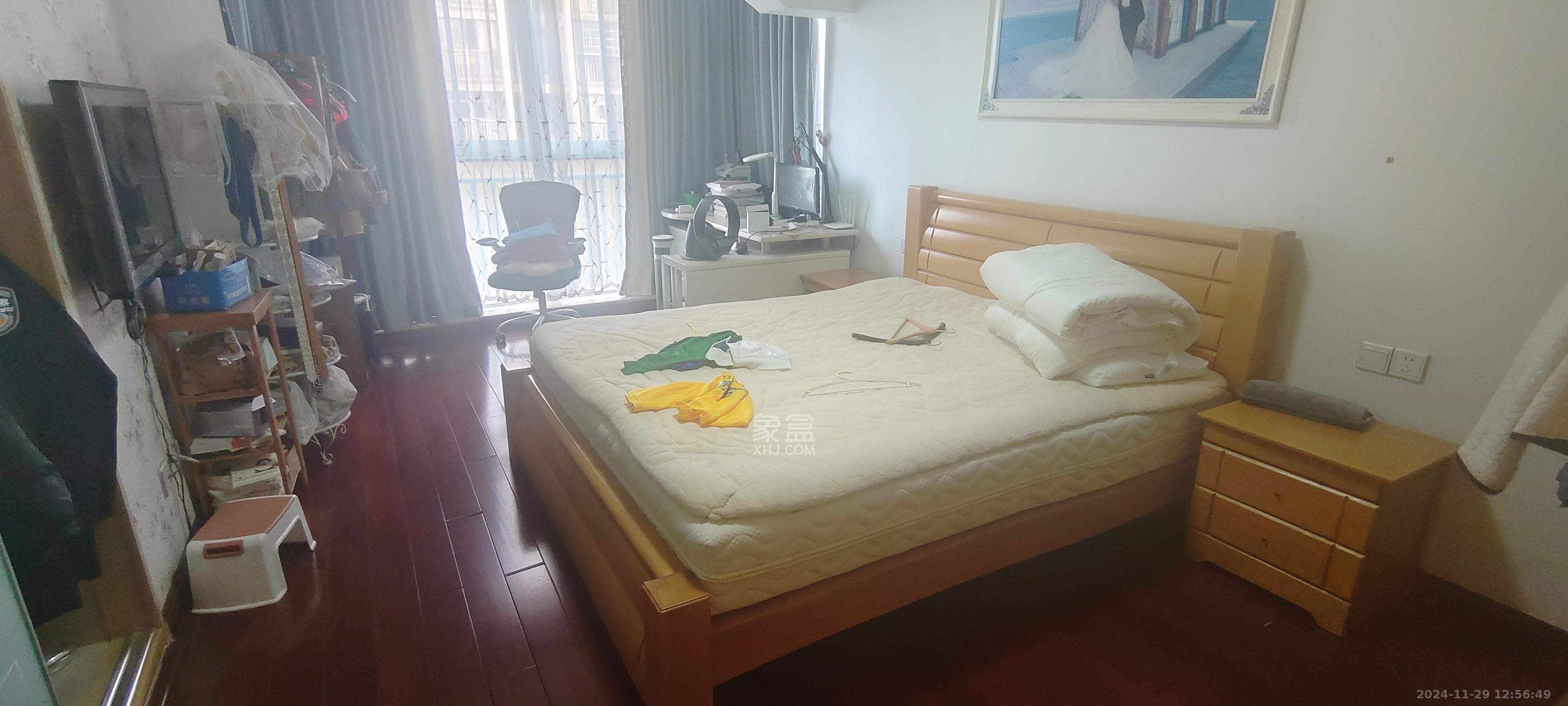 层上观邸 3室2厅1卫 2500.0元/月 层上观邸 3室2厅1卫 2500.0元/月室内图