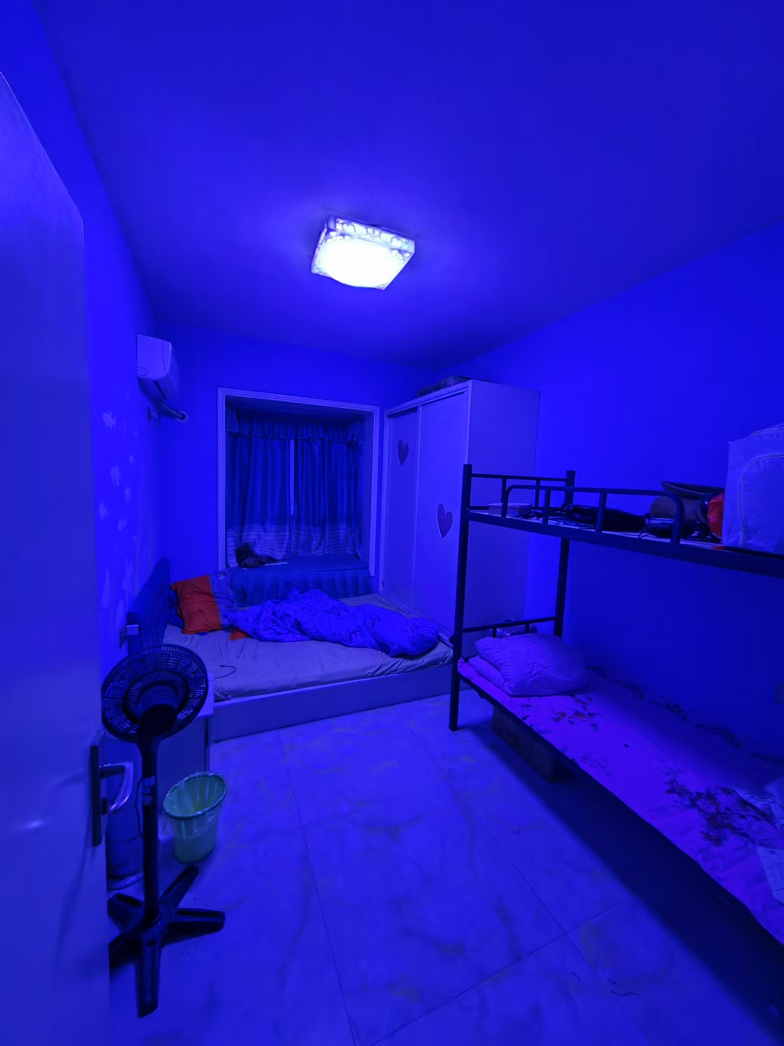 新世界建材城  3室2厅1卫    39.8万 新世界建材城  3室2厅1卫    39.8万客厅