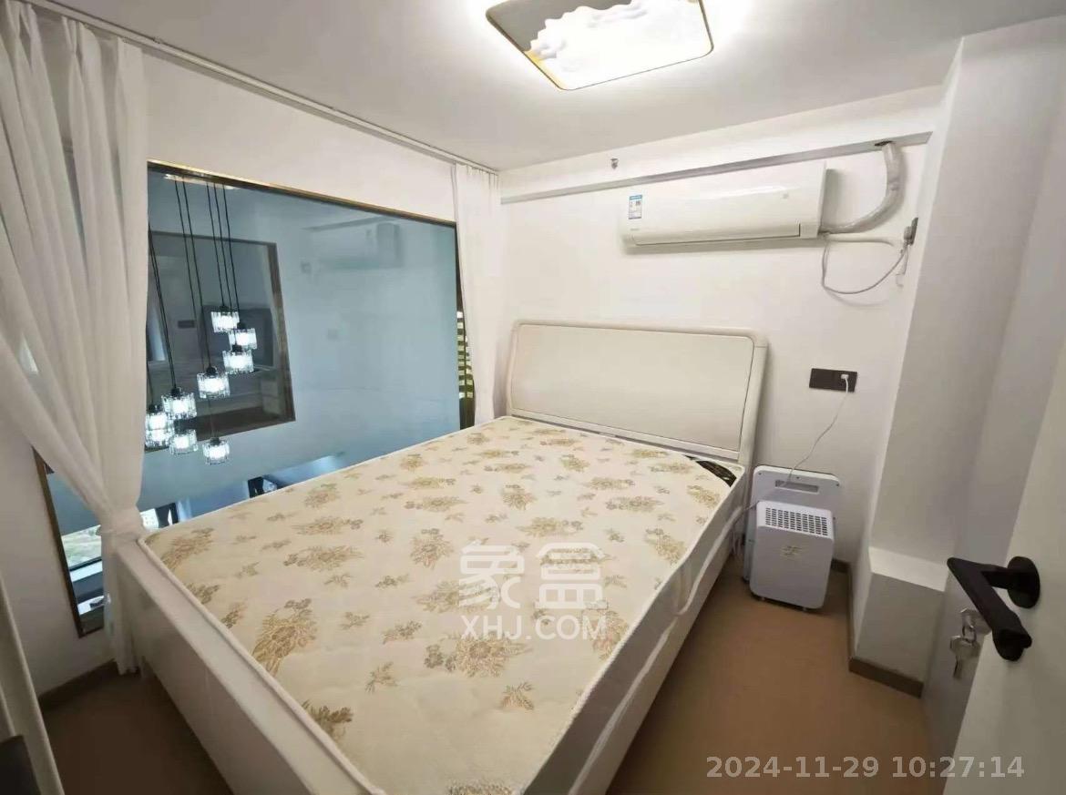 藏珑湖上公馆  2室1厅1卫   3000.00元/月室内图