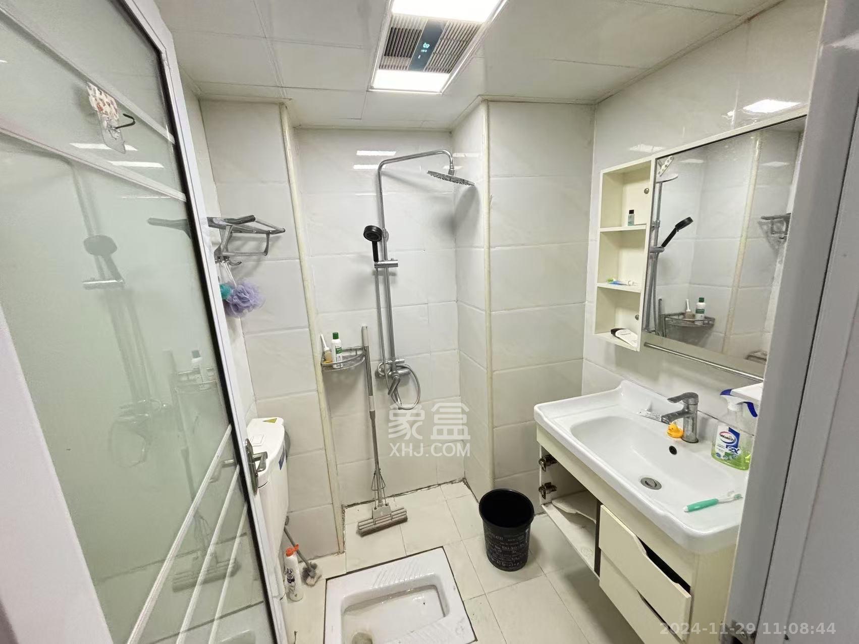 五一钻界 1室1厅1卫 2400.0元/月 五一钻界 1室1厅1卫 2400.0元/月室内图